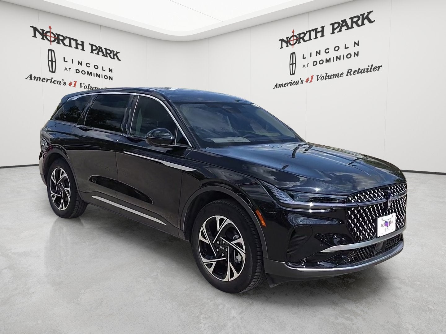 2026 Lincoln Nautilus Premiere Hybrid