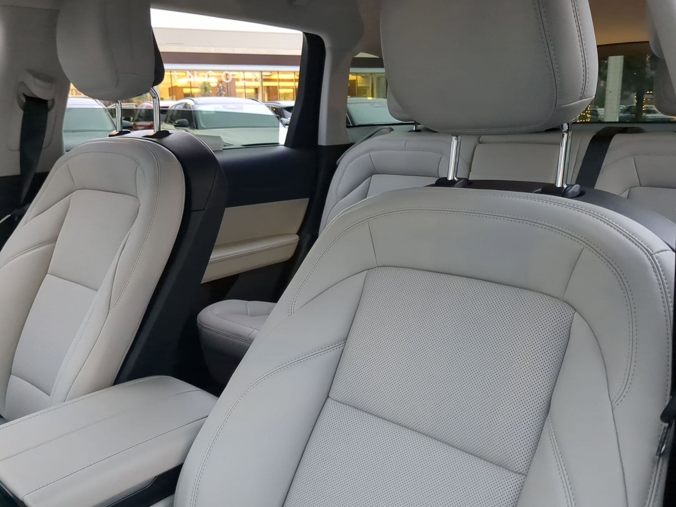 2026 Lincoln Nautilus Premiere Hybrid