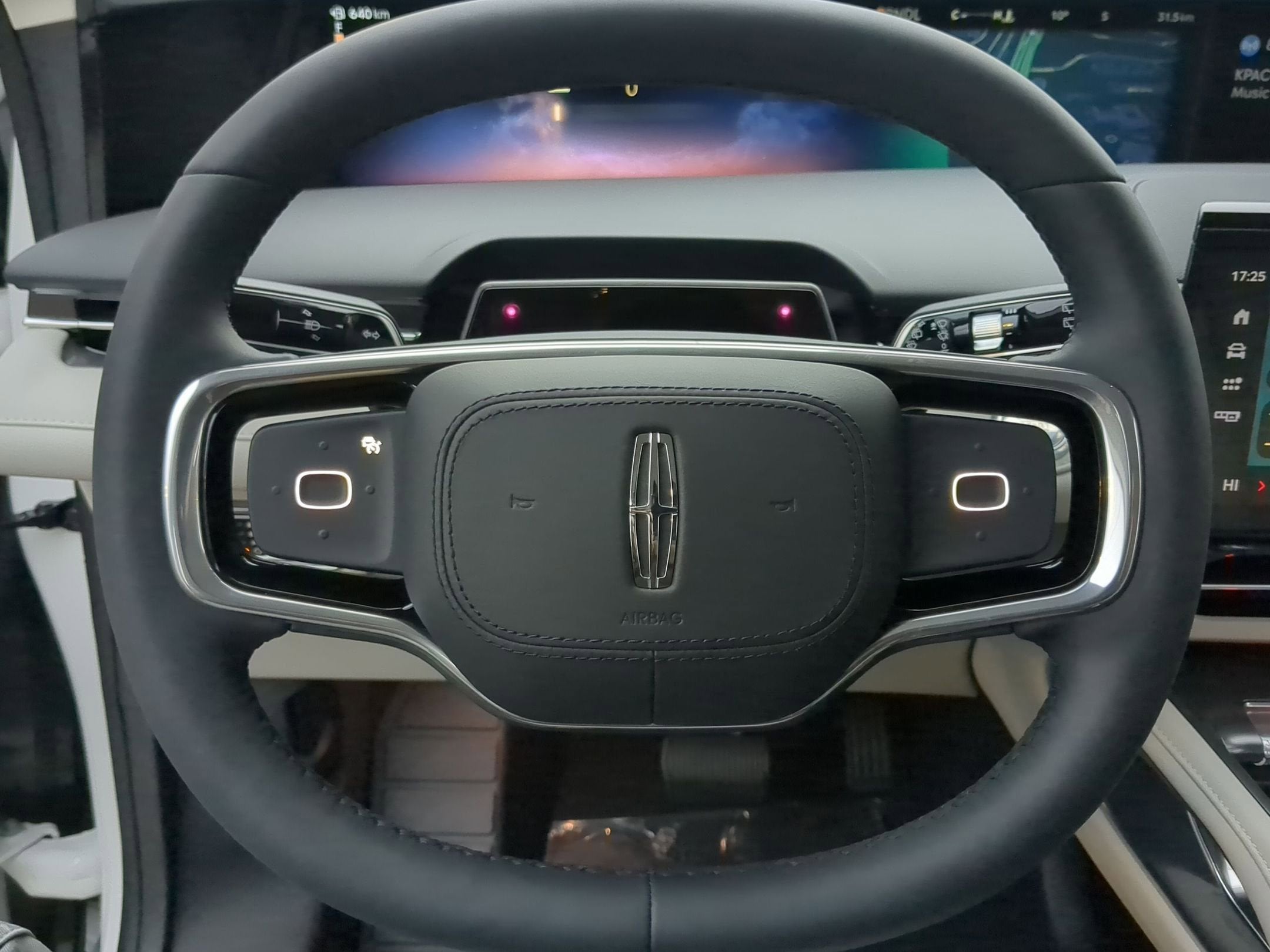 2026 Lincoln Nautilus Premiere Hybrid