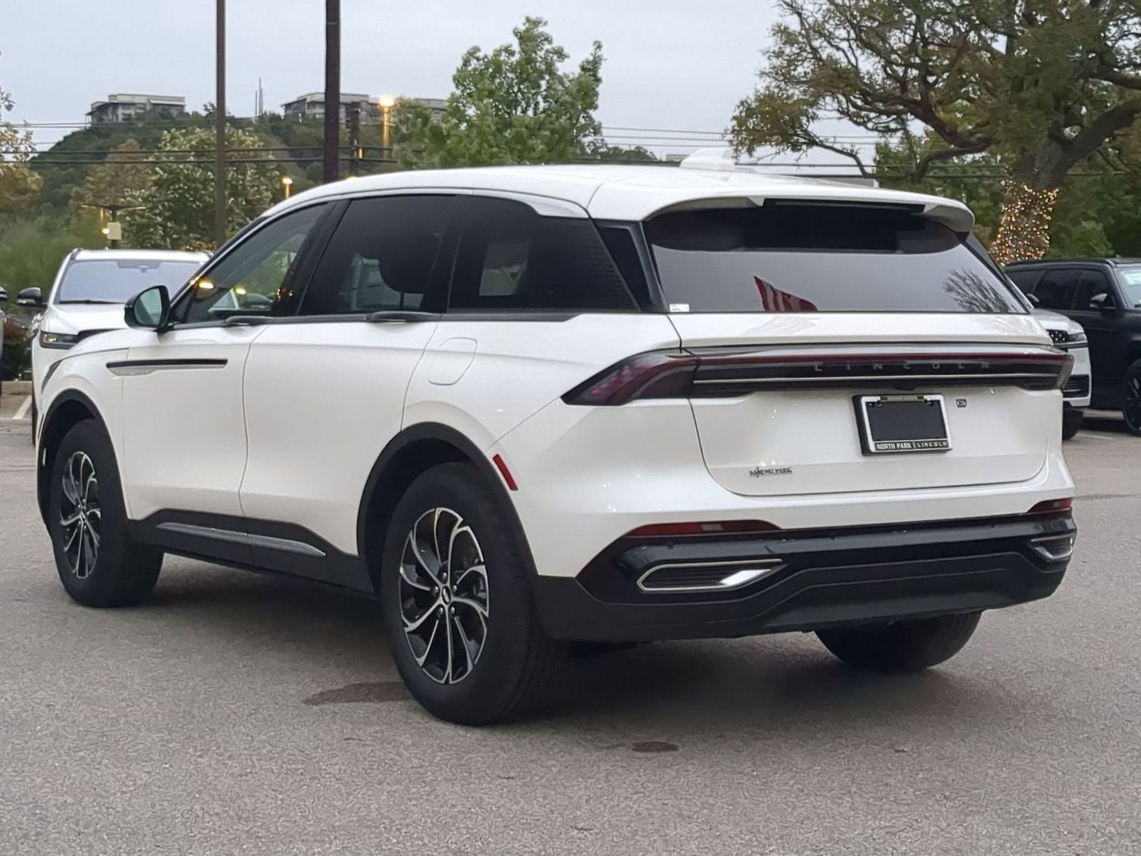 2026 Lincoln Nautilus Premiere Hybrid