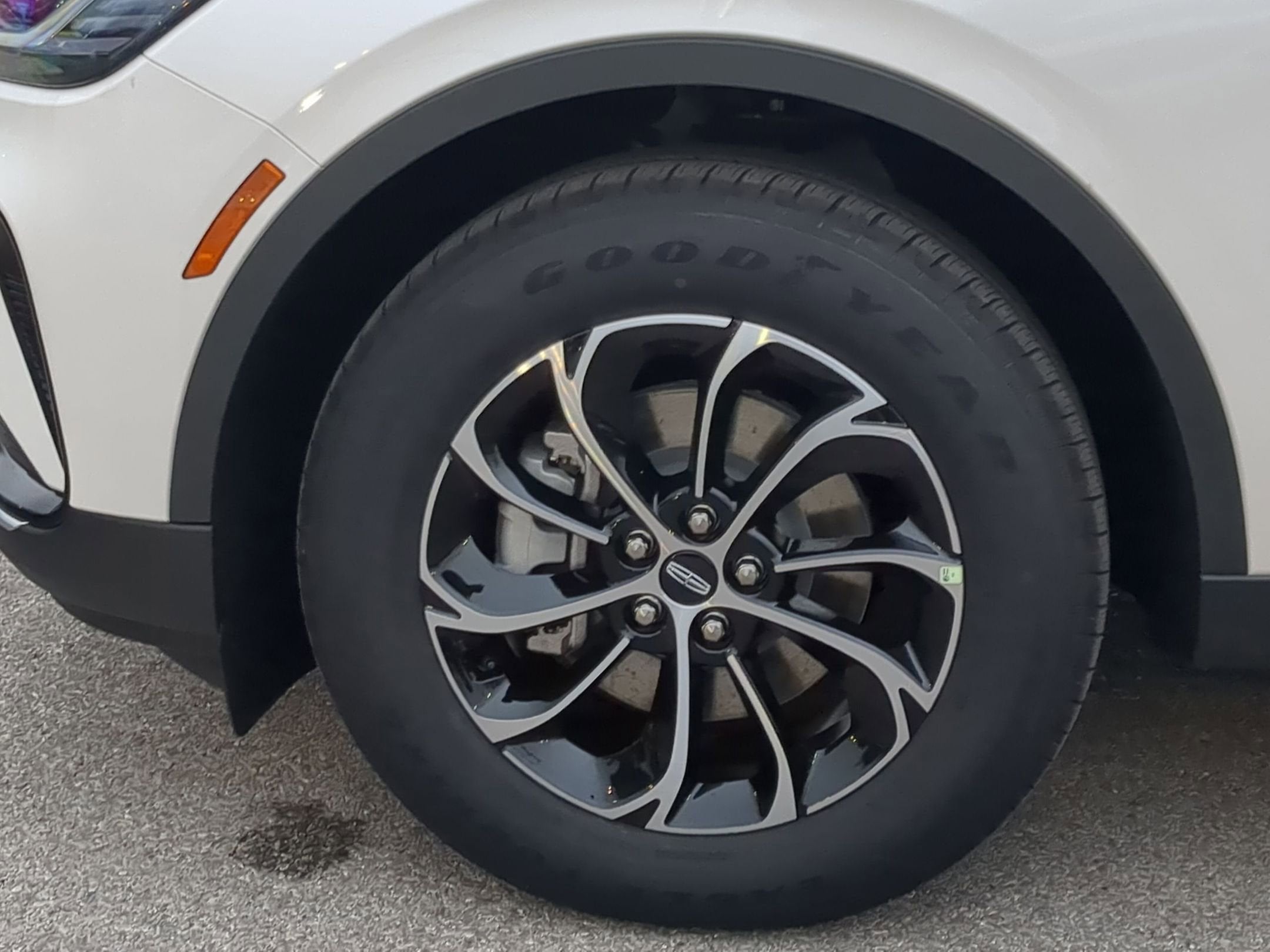 2026 Lincoln Nautilus Premiere Hybrid