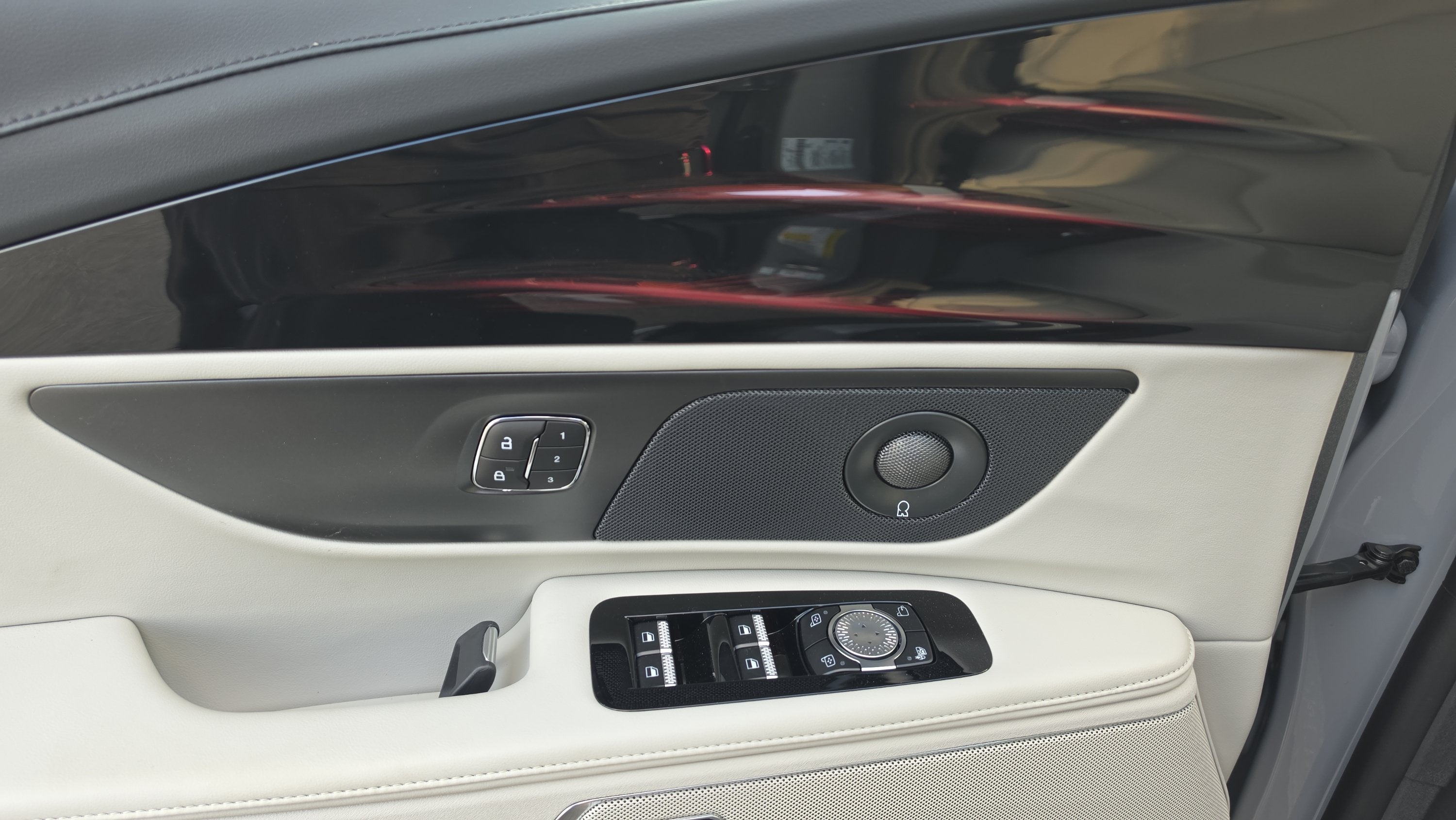 2026 Lincoln Nautilus Premiere Hybrid