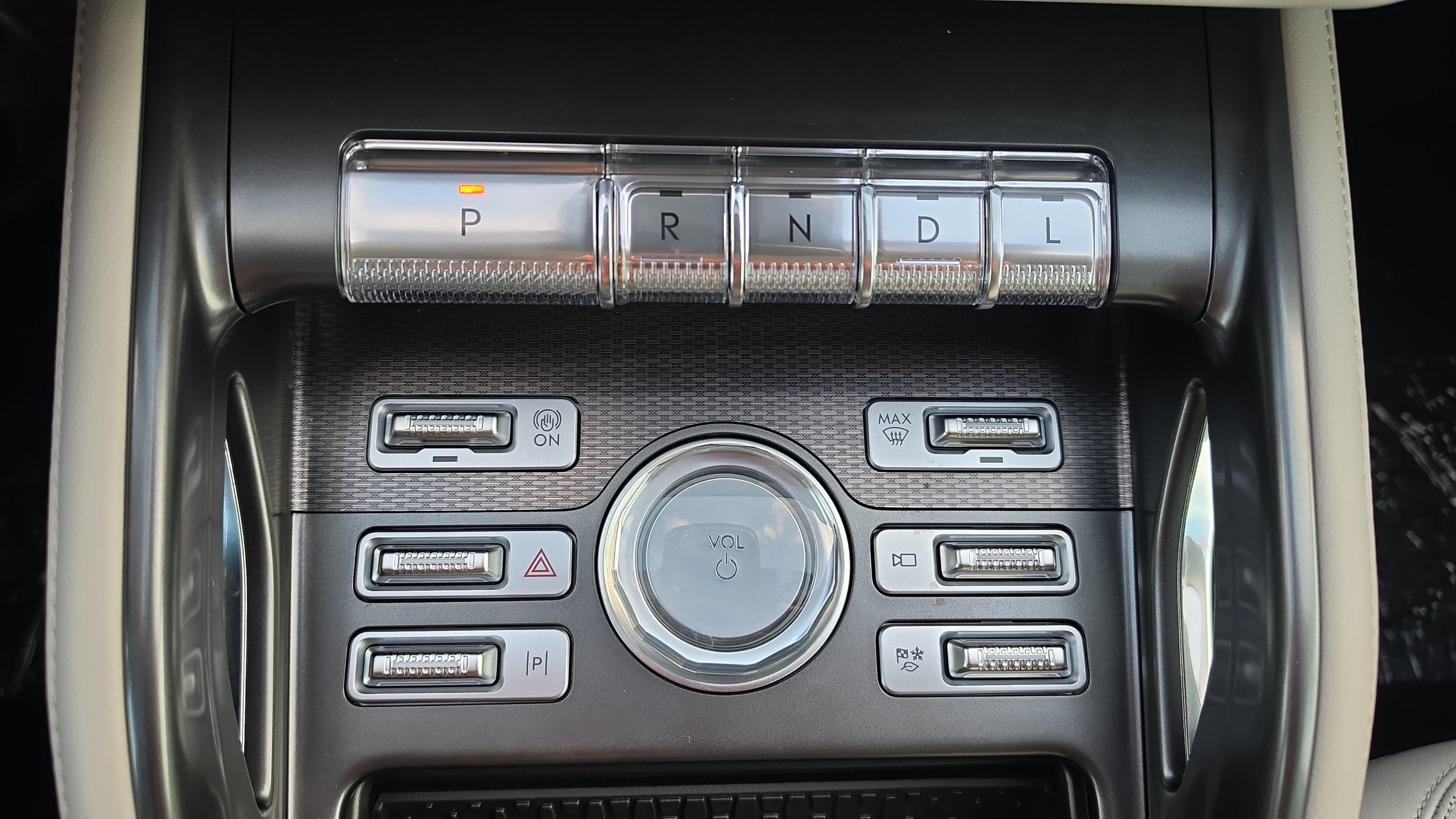 2026 Lincoln Nautilus Premiere Hybrid