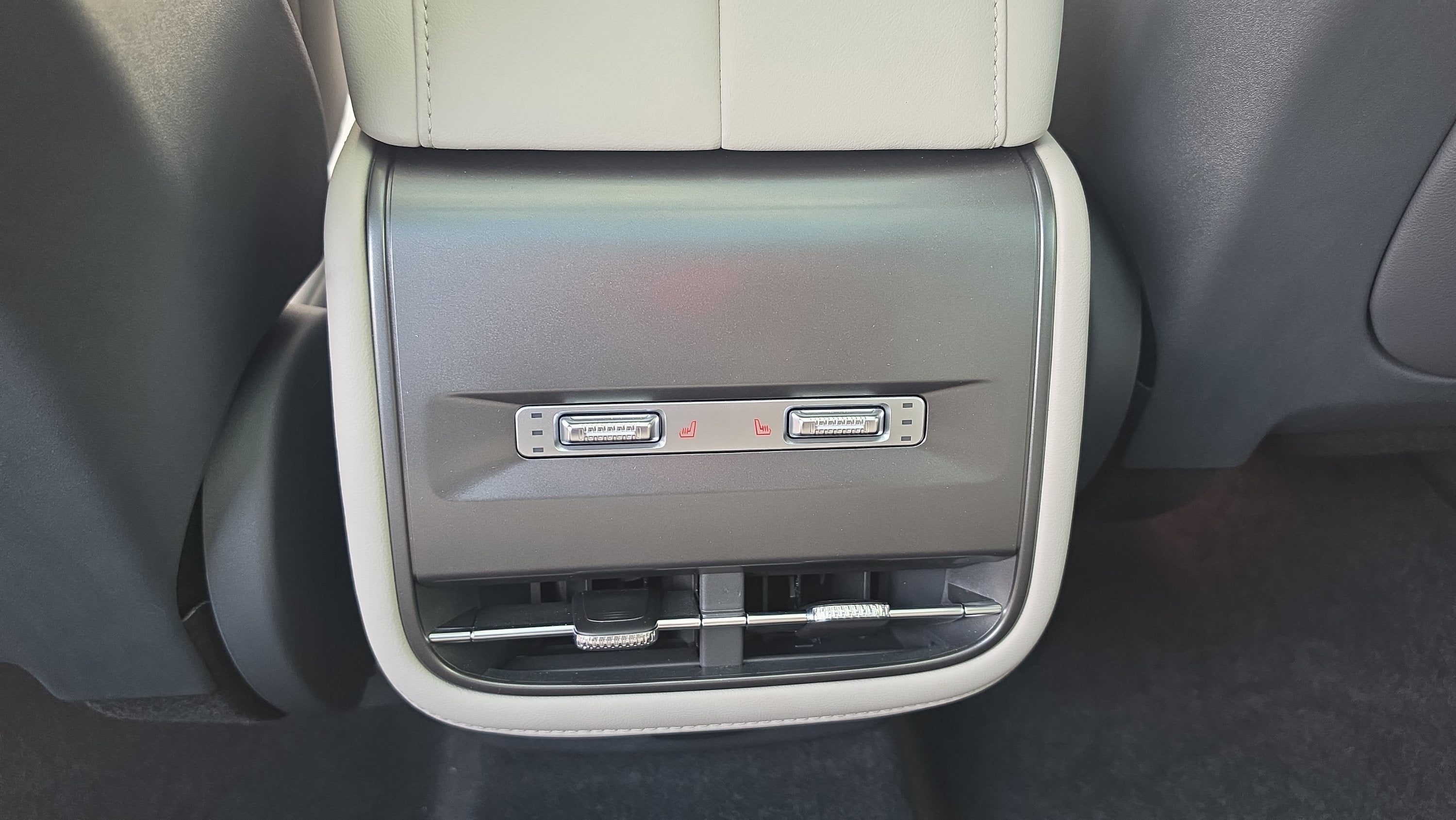 2026 Lincoln Nautilus Premiere Hybrid