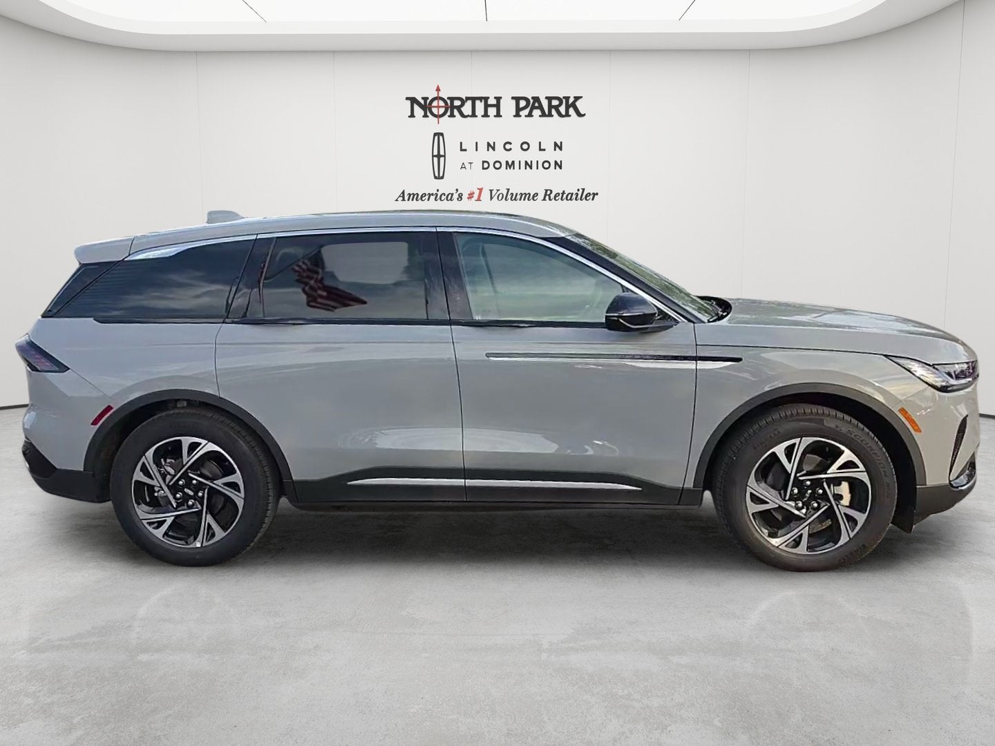 2026 Lincoln Nautilus Premiere Hybrid
