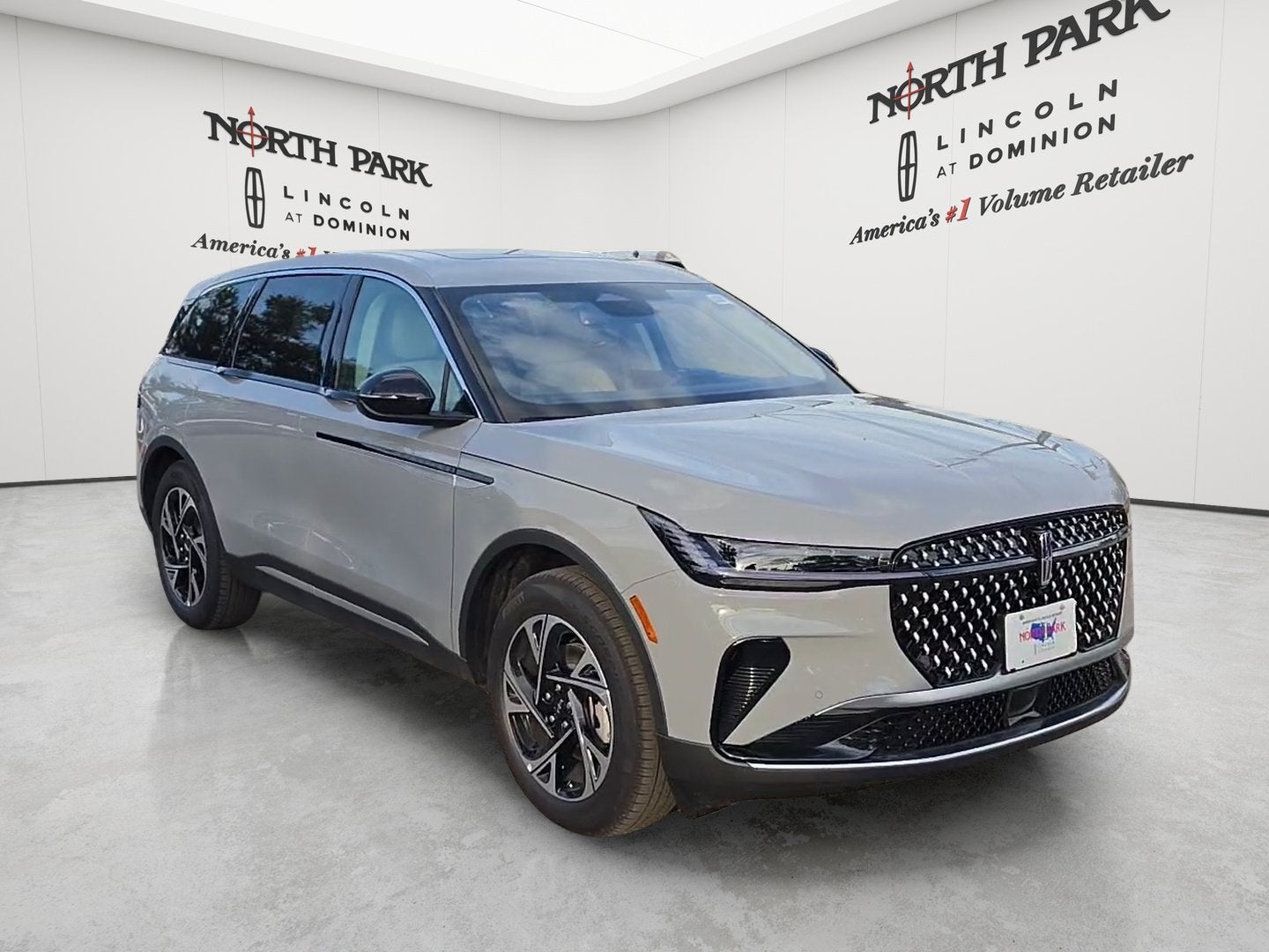2026 Lincoln Nautilus Premiere Hybrid