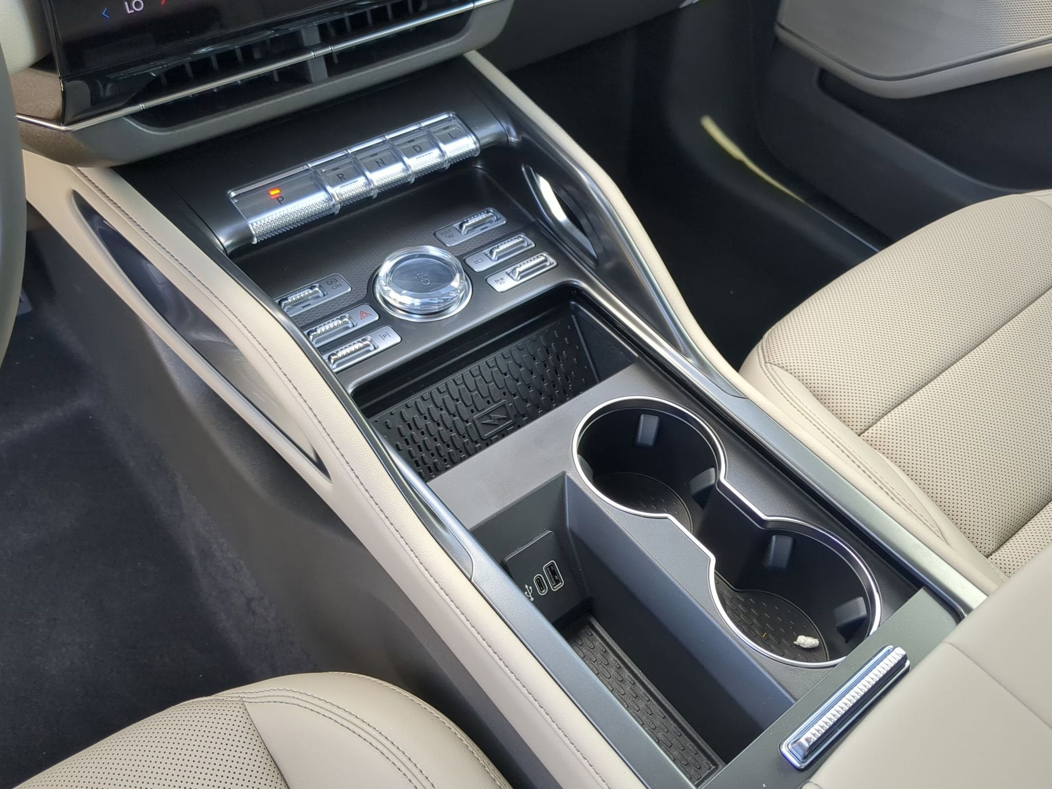 2025 Lincoln Nautilus Premiere Hybrid