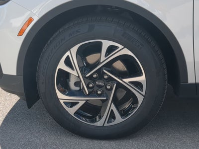 2025 Lincoln Nautilus Premiere Hybrid