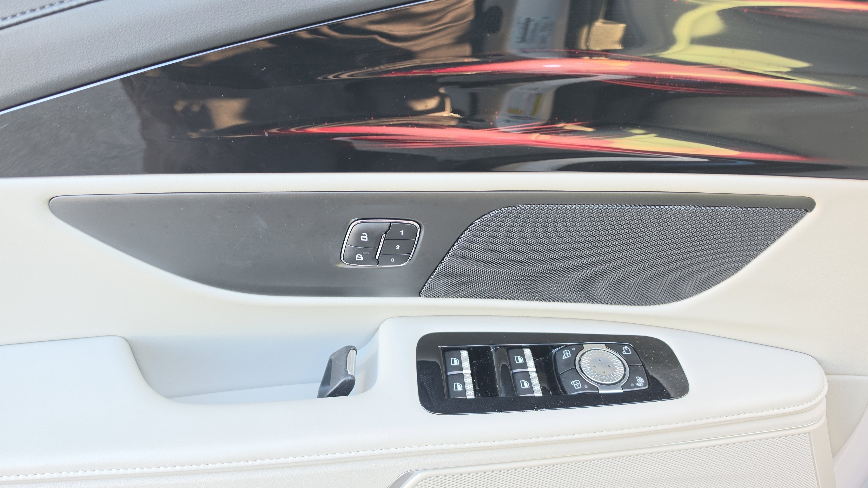 2026 Lincoln Nautilus Premiere Hybrid