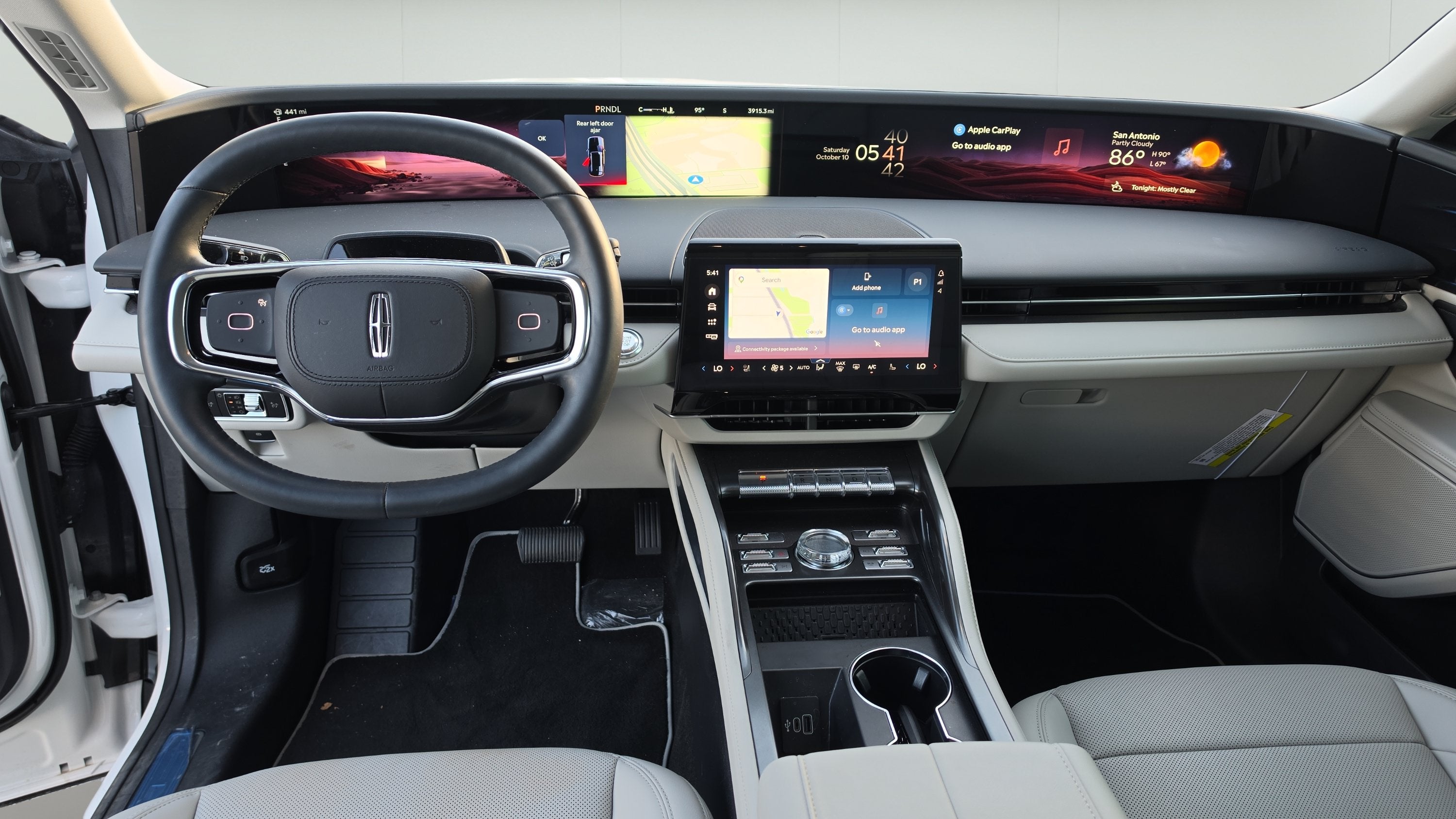 2026 Lincoln Nautilus Premiere Hybrid