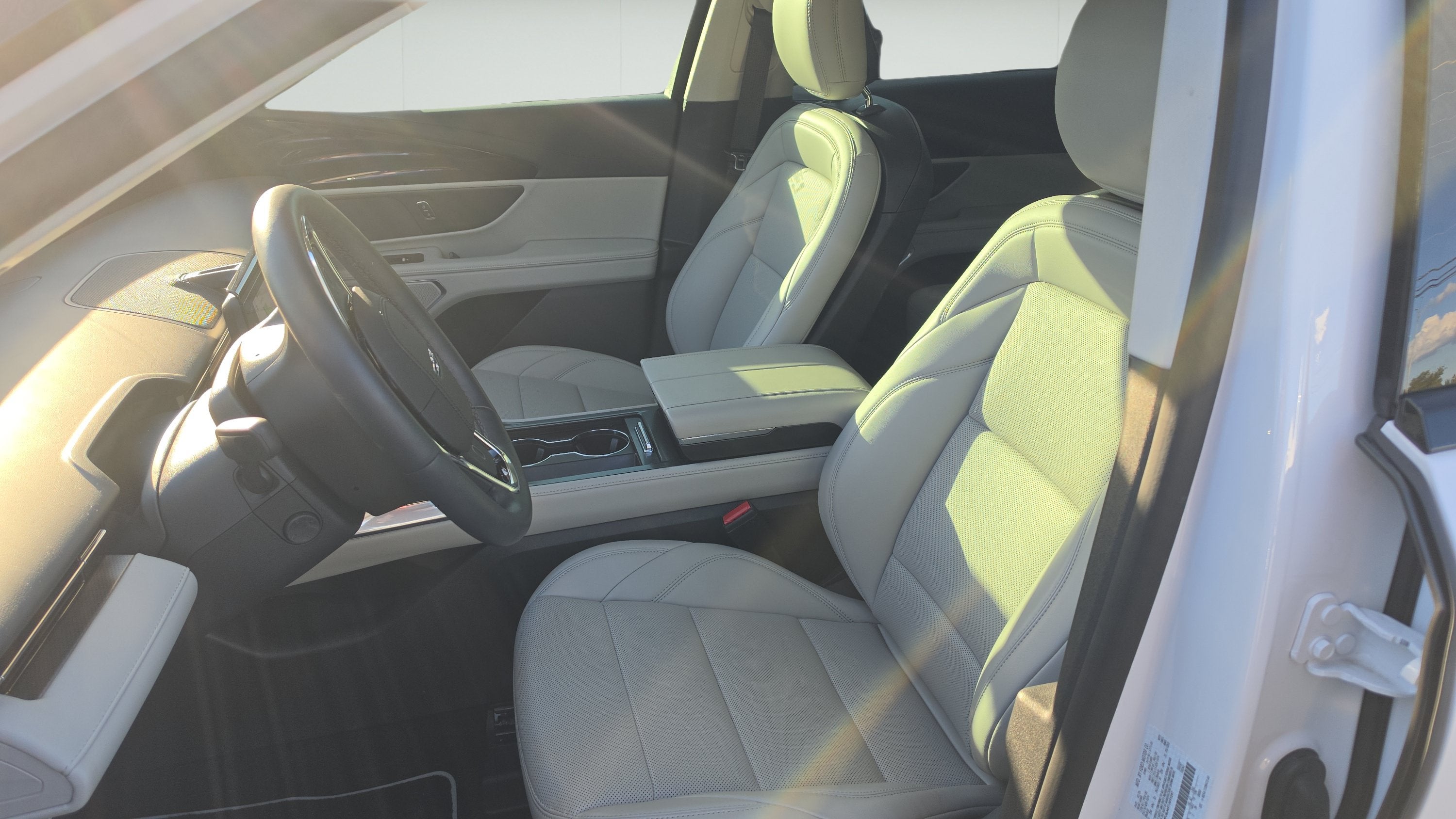 2026 Lincoln Nautilus Premiere Hybrid