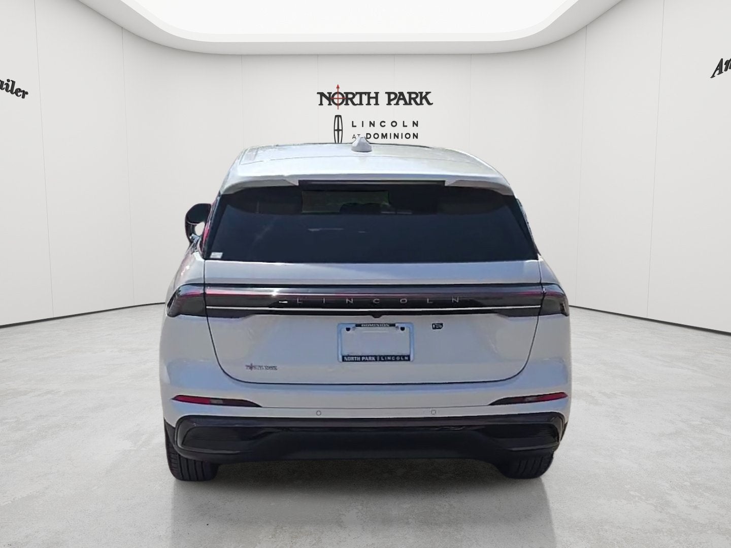 2026 Lincoln Nautilus Premiere Hybrid