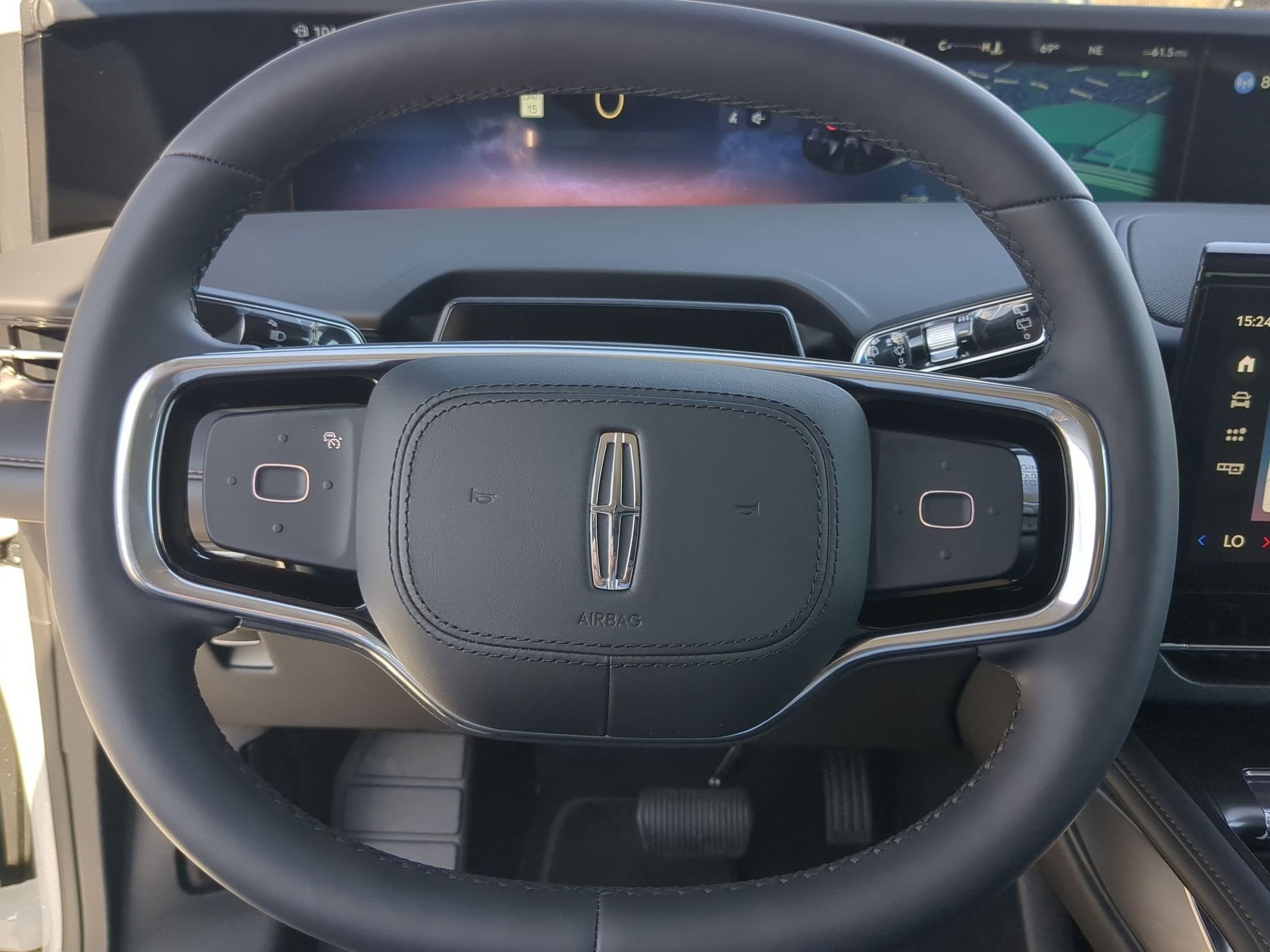 2026 Lincoln Nautilus Premiere Hybrid