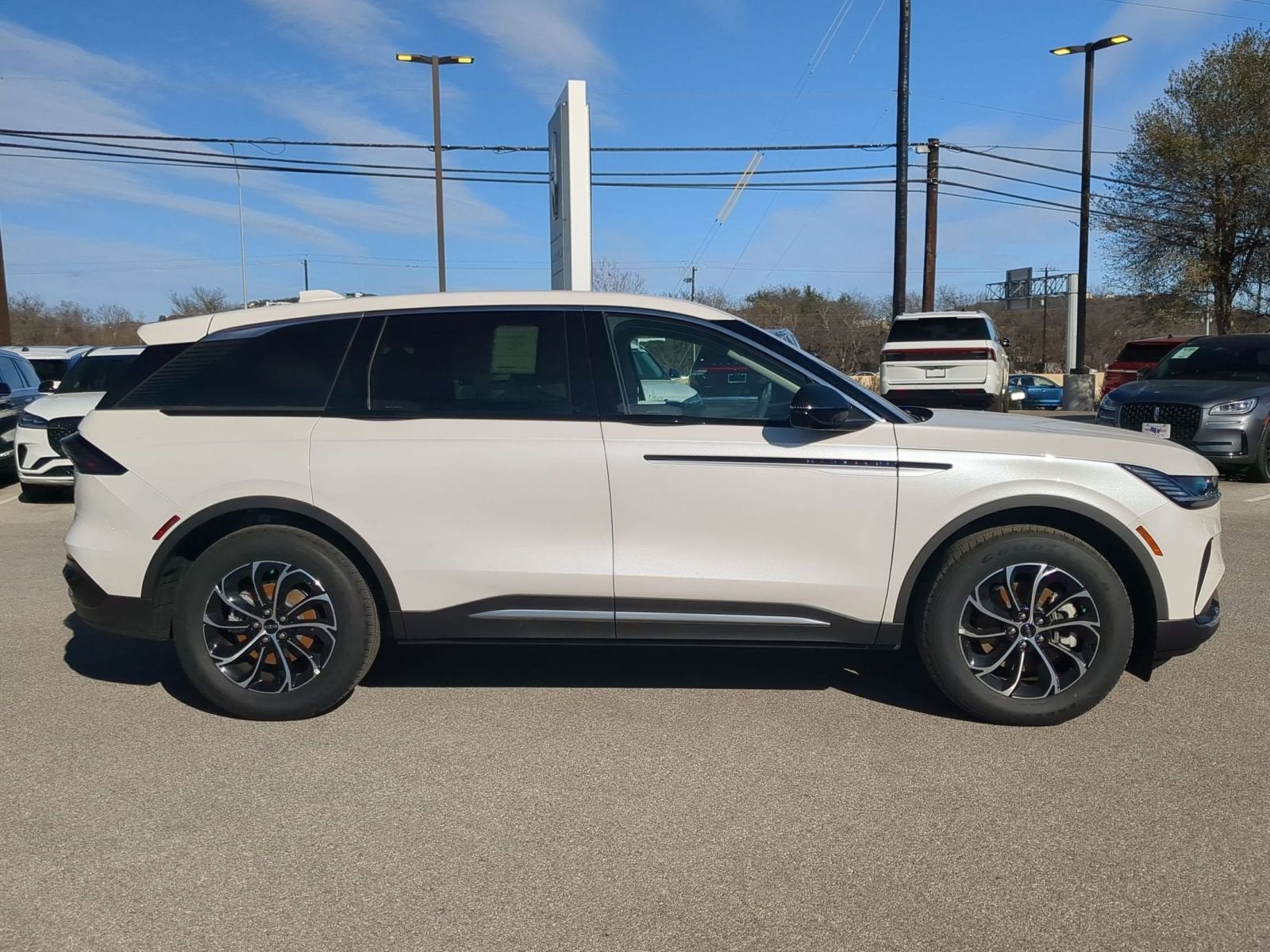 2026 Lincoln Nautilus Premiere Hybrid