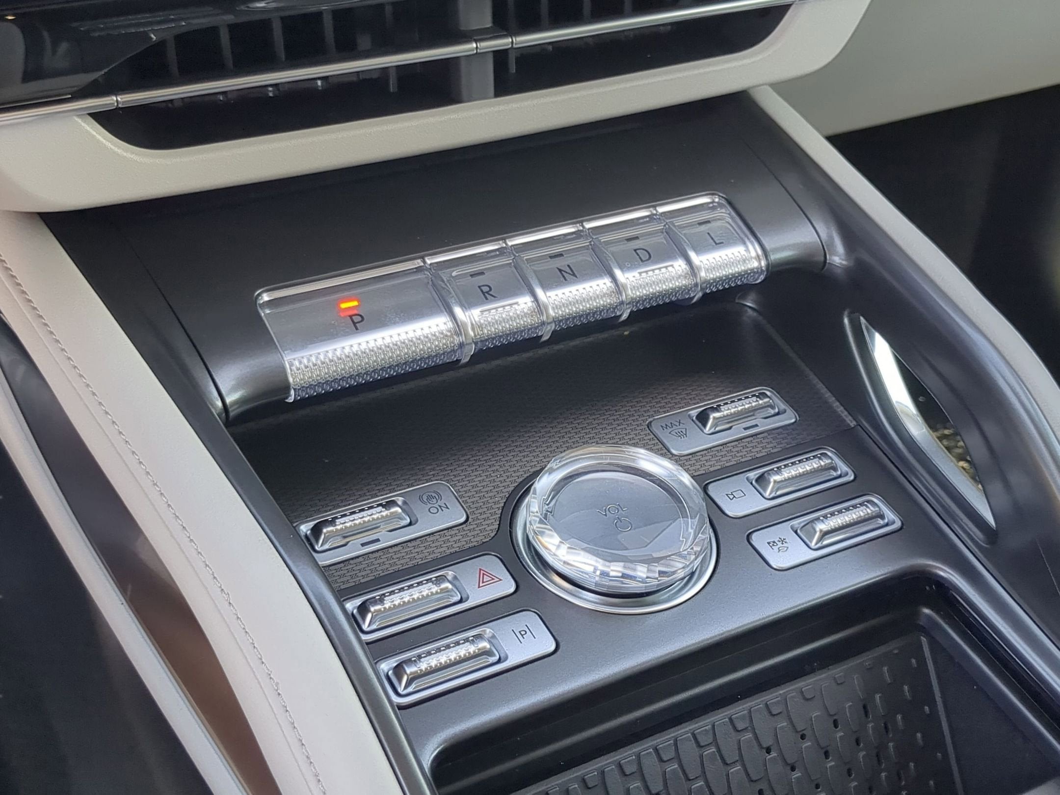 2026 Lincoln Nautilus Premiere Hybrid