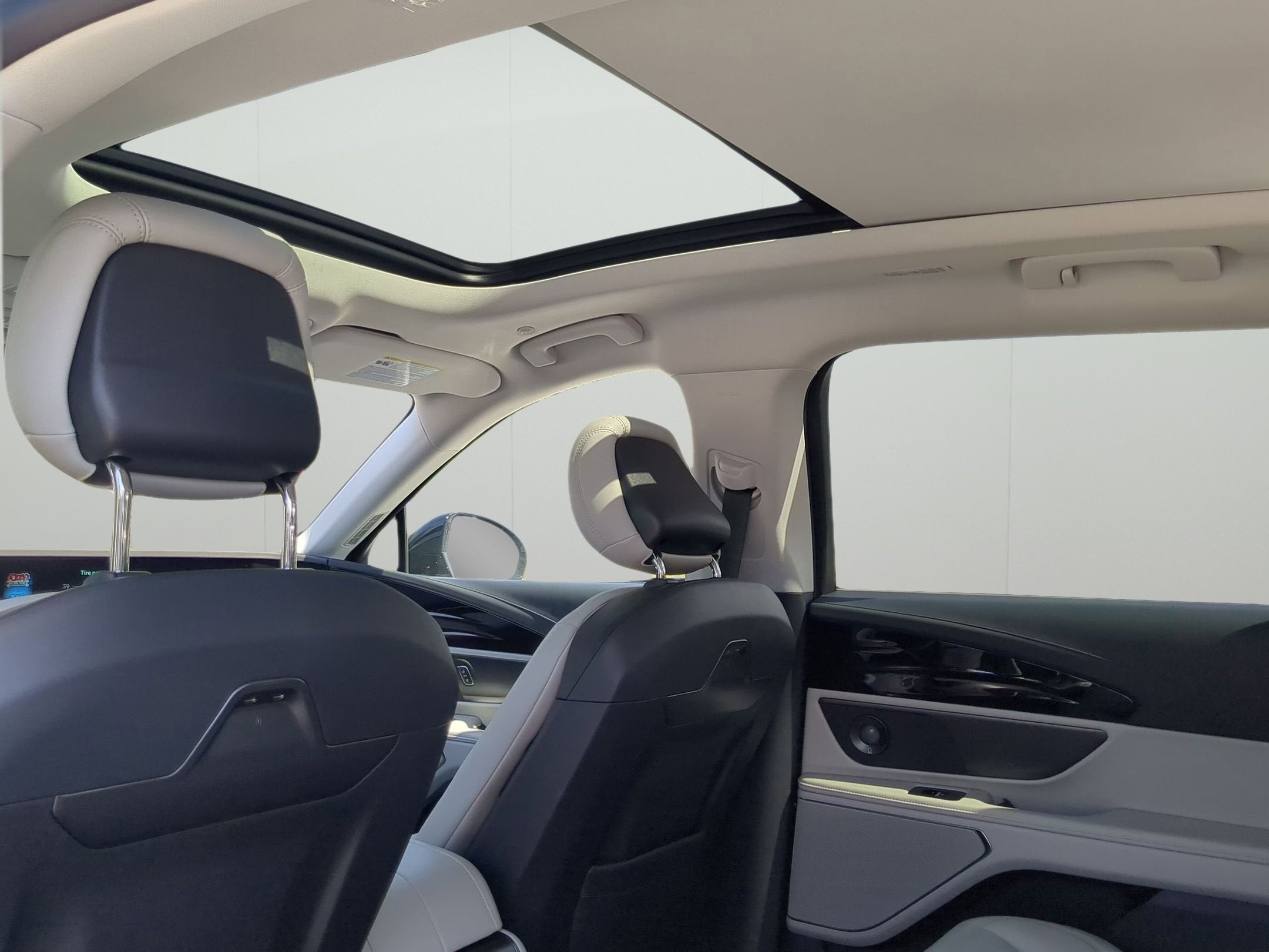 2026 Lincoln Nautilus Premiere Hybrid