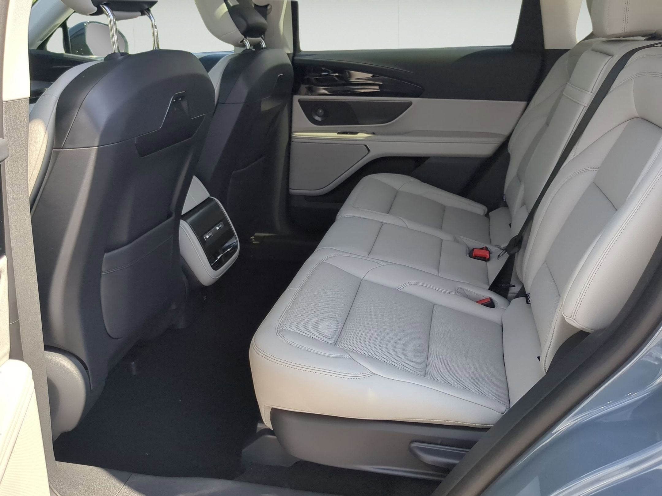 2026 Lincoln Nautilus Premiere Hybrid