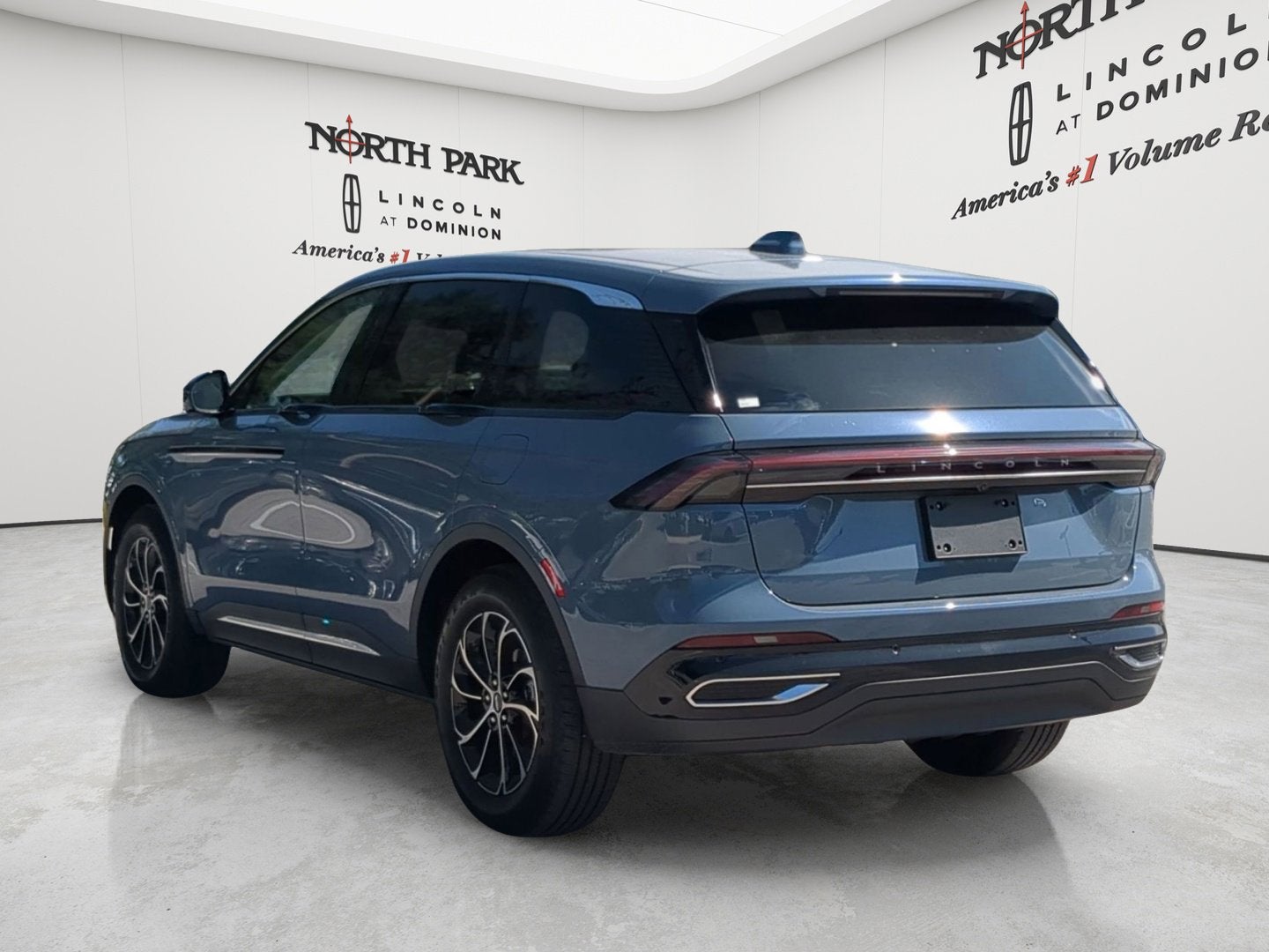 2026 Lincoln Nautilus Premiere Hybrid