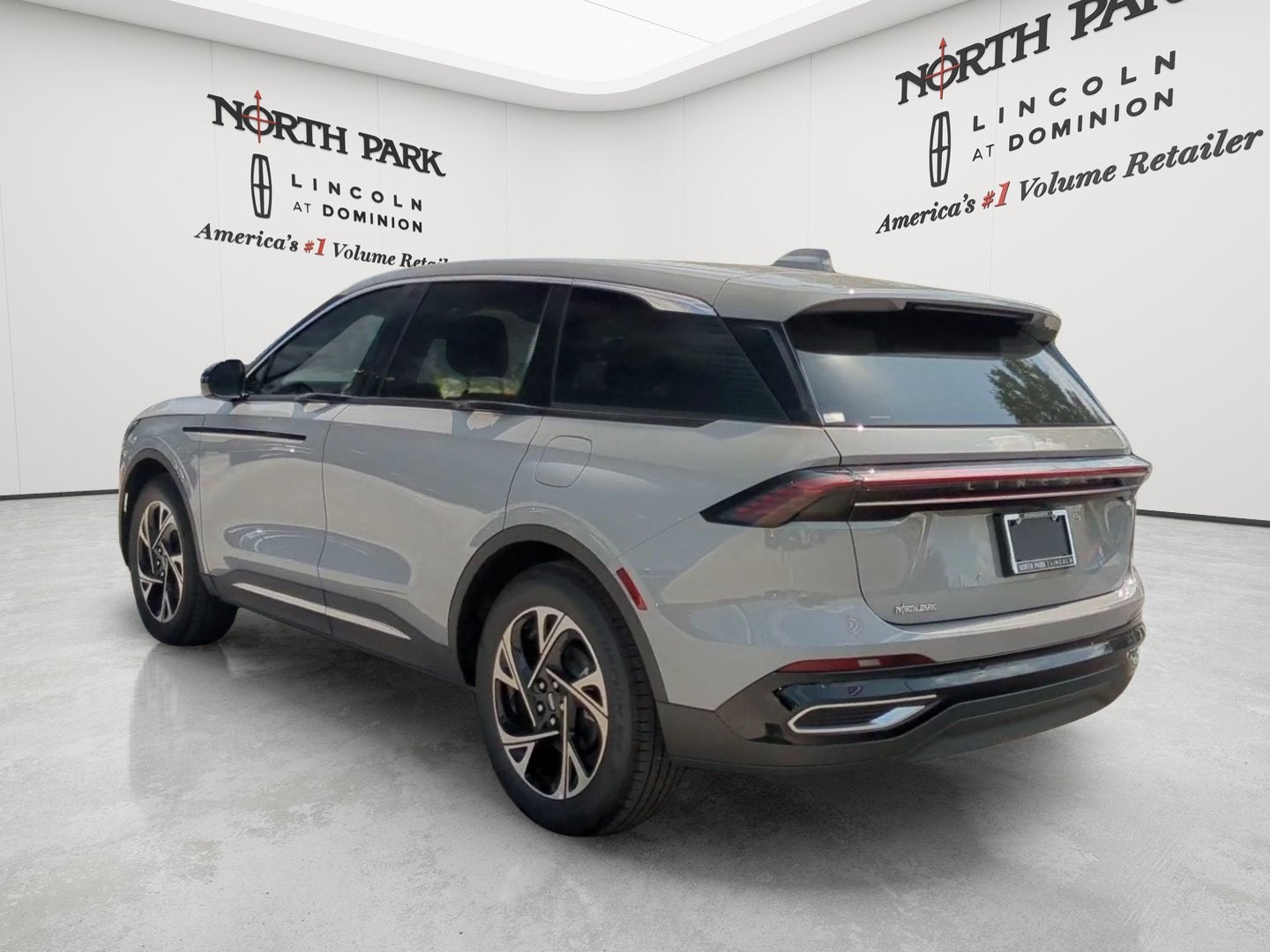 2026 Lincoln Nautilus Premiere Hybrid