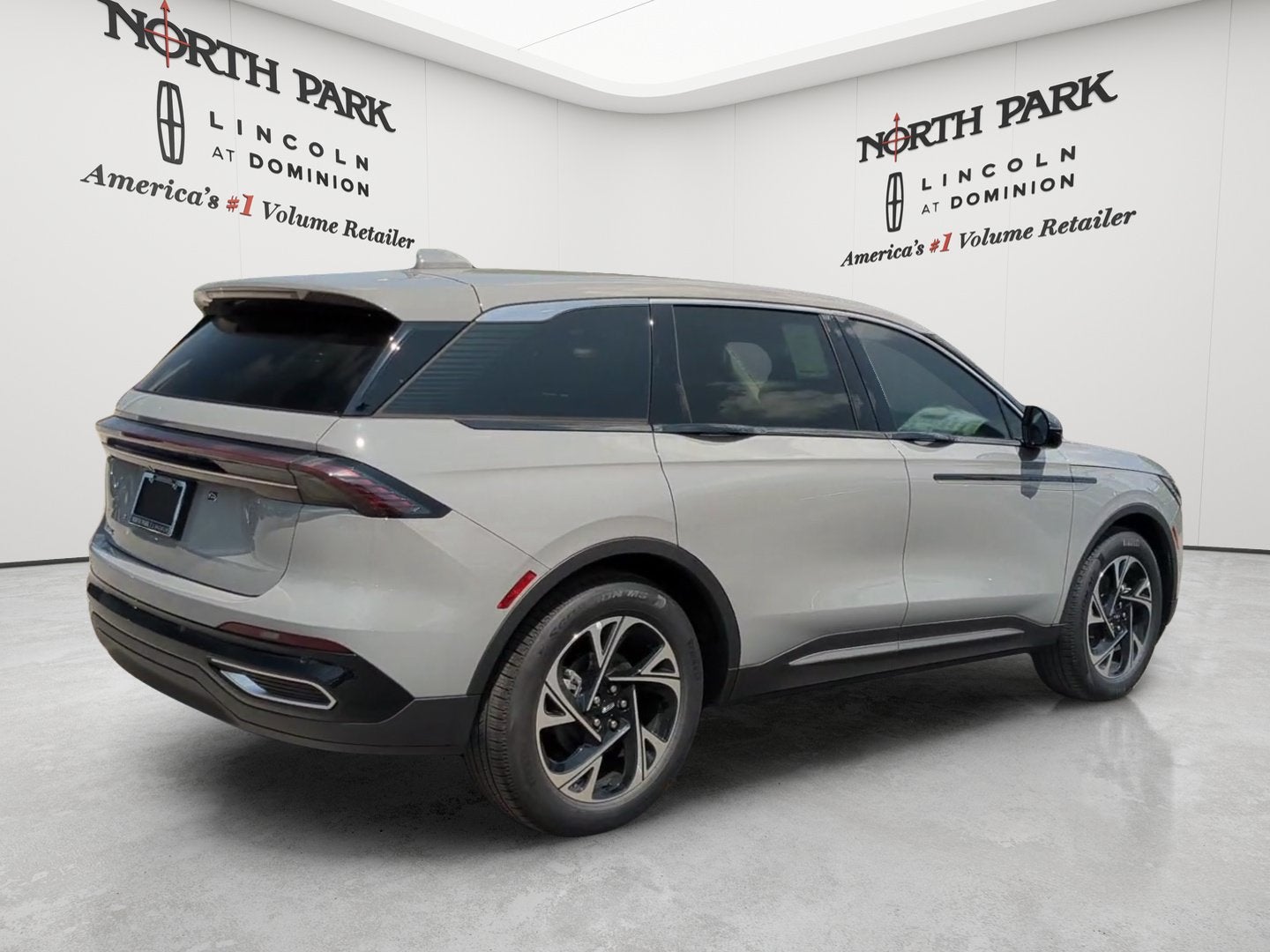 2026 Lincoln Nautilus Premiere Hybrid