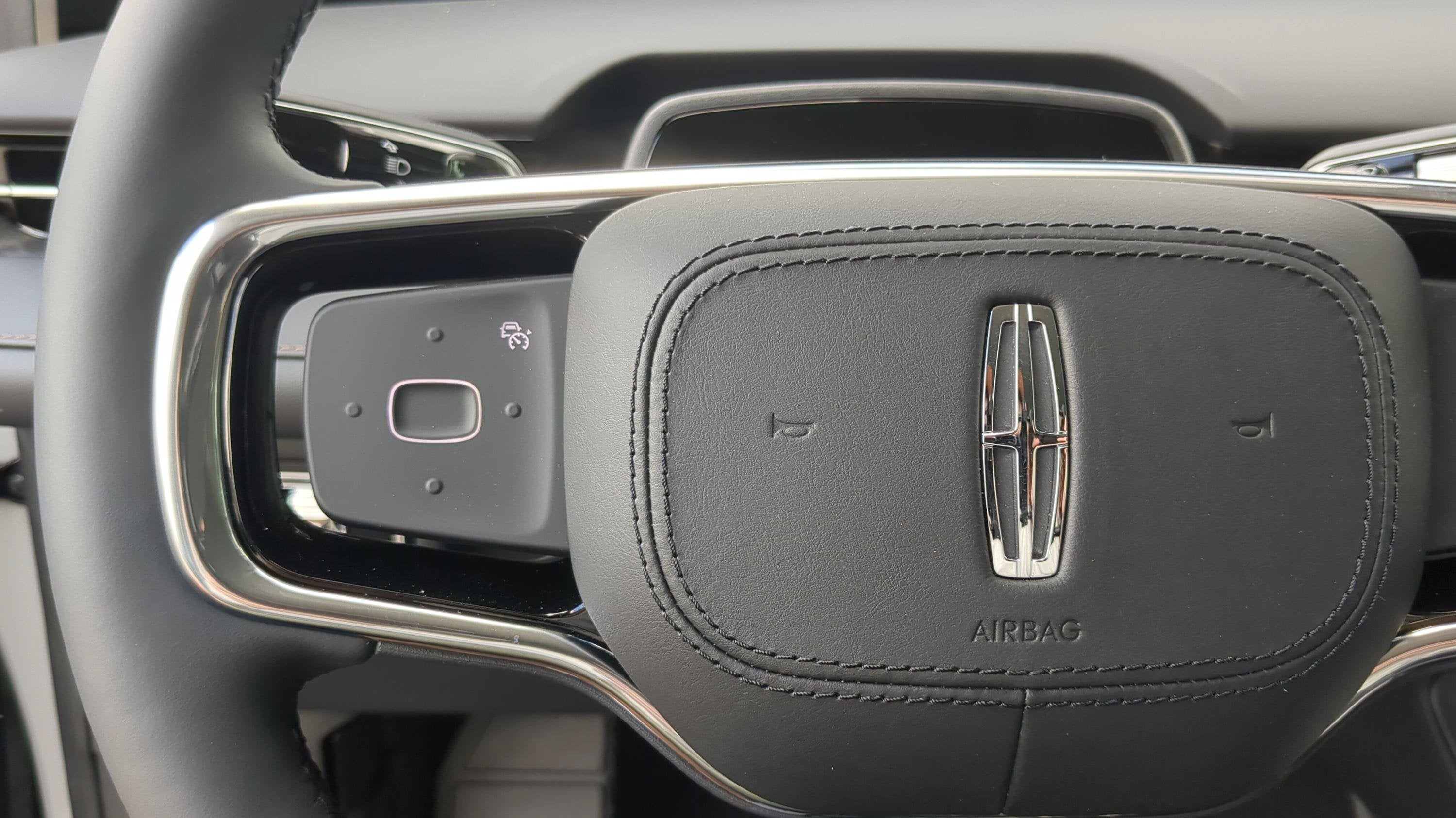 2026 Lincoln Nautilus Premiere Hybrid