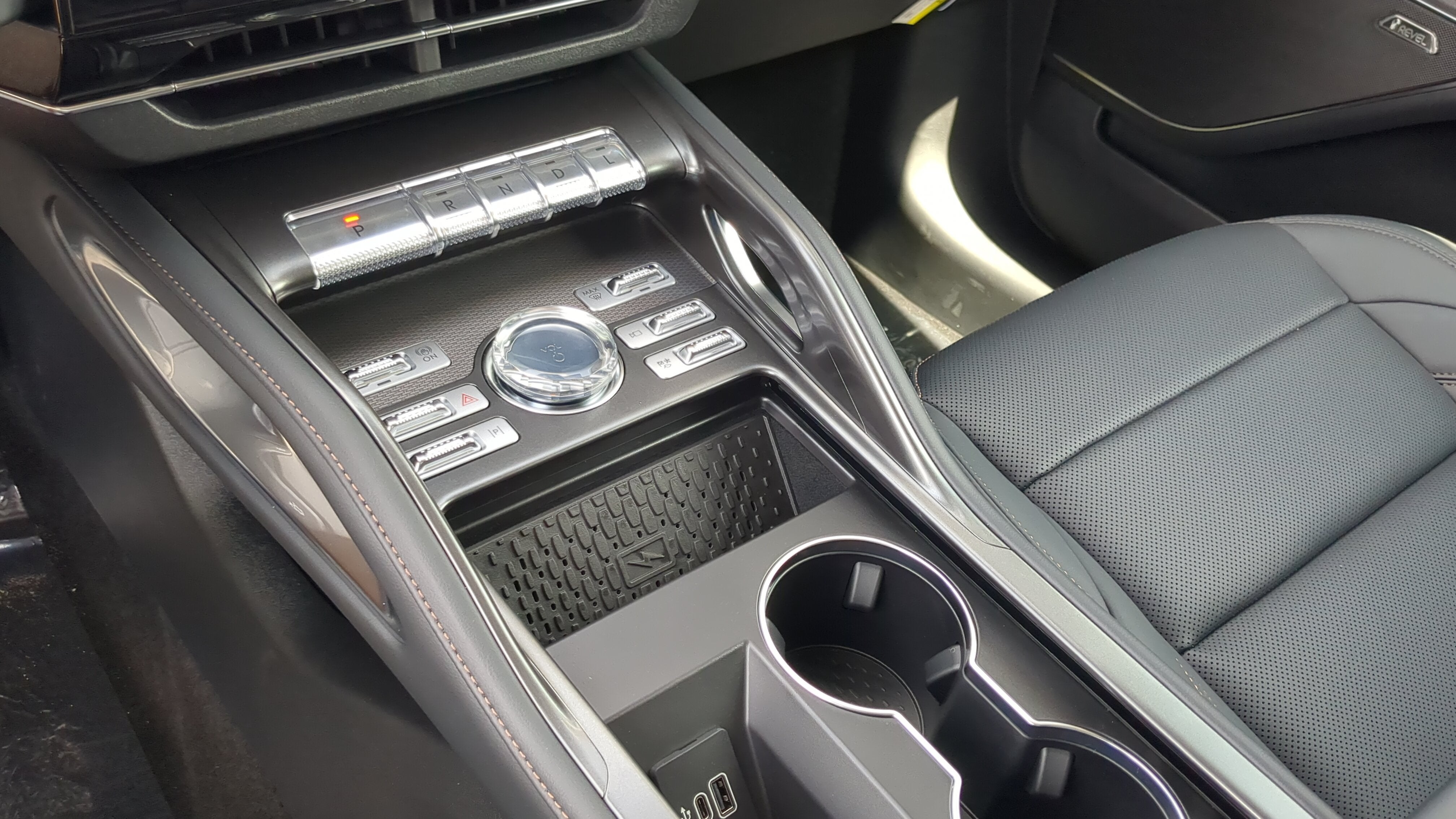 2026 Lincoln Nautilus Premiere Hybrid