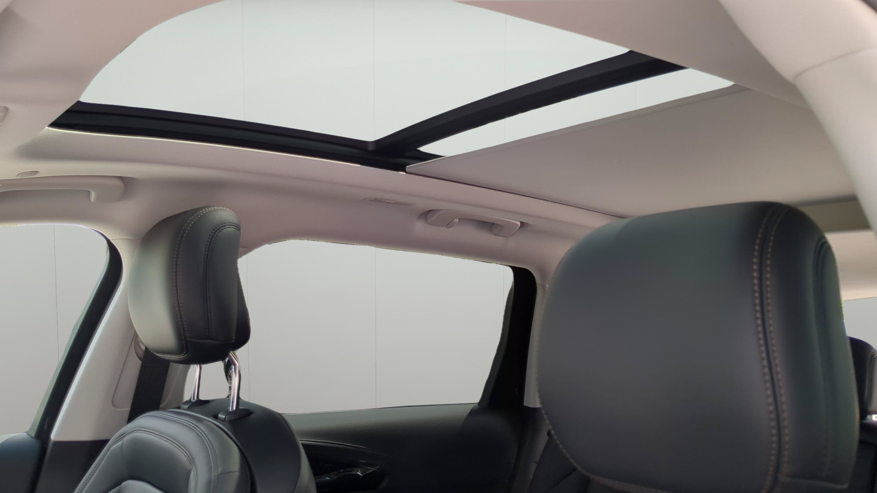 2026 Lincoln Nautilus Premiere Hybrid