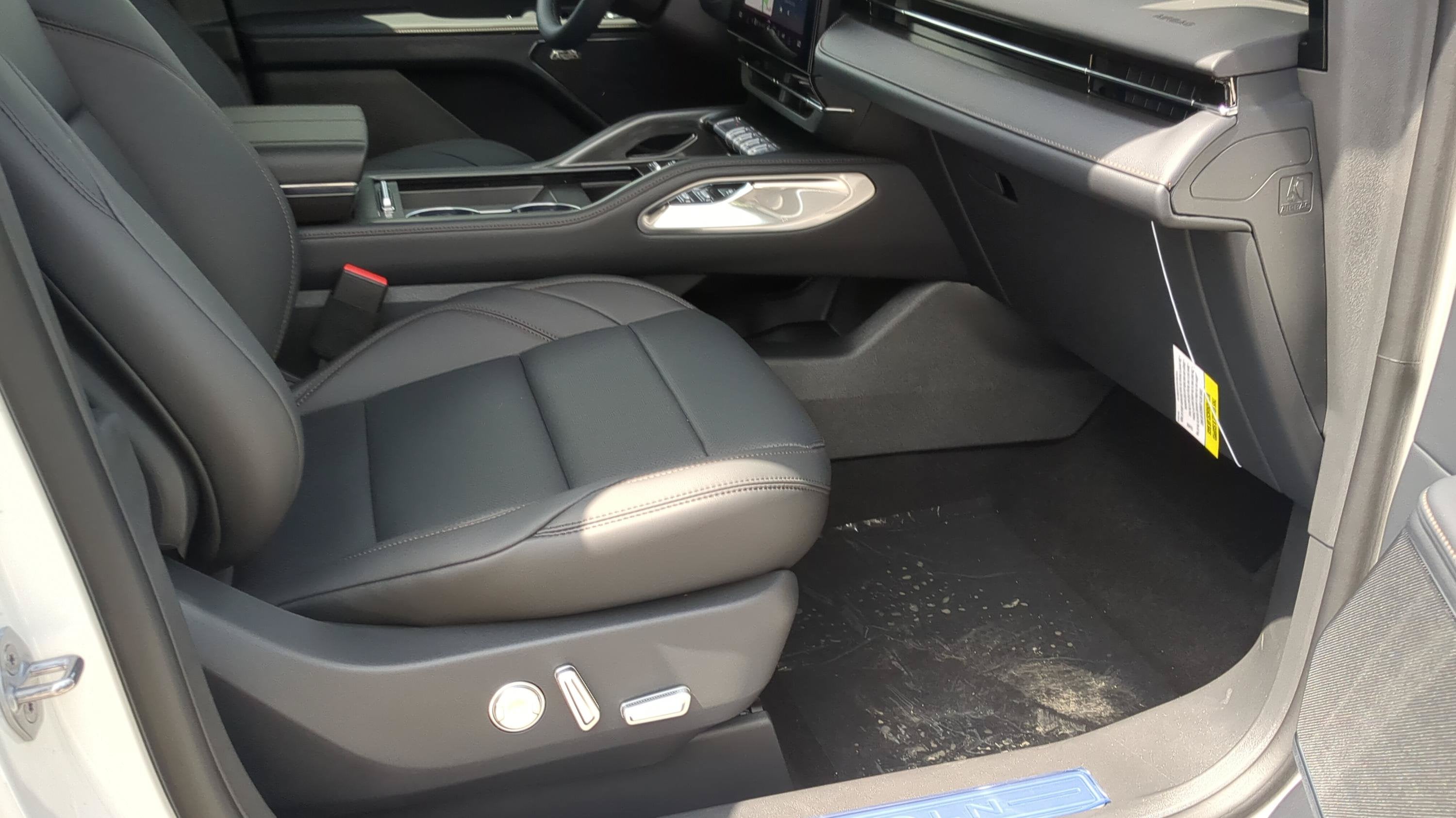 2026 Lincoln Nautilus Premiere Hybrid