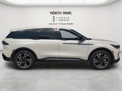 2026 Lincoln Nautilus Premiere Hybrid