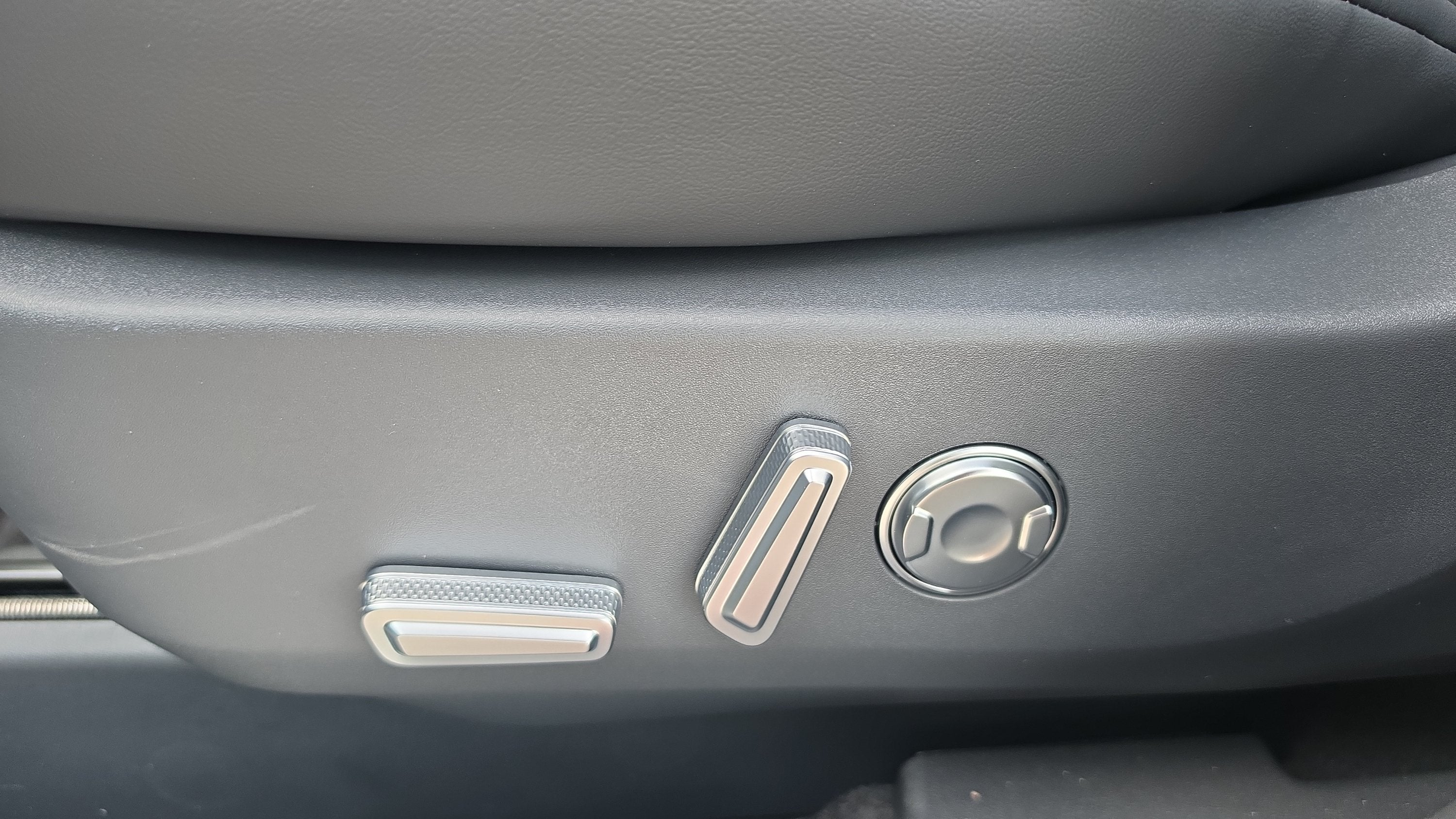 2026 Lincoln Nautilus Premiere Hybrid
