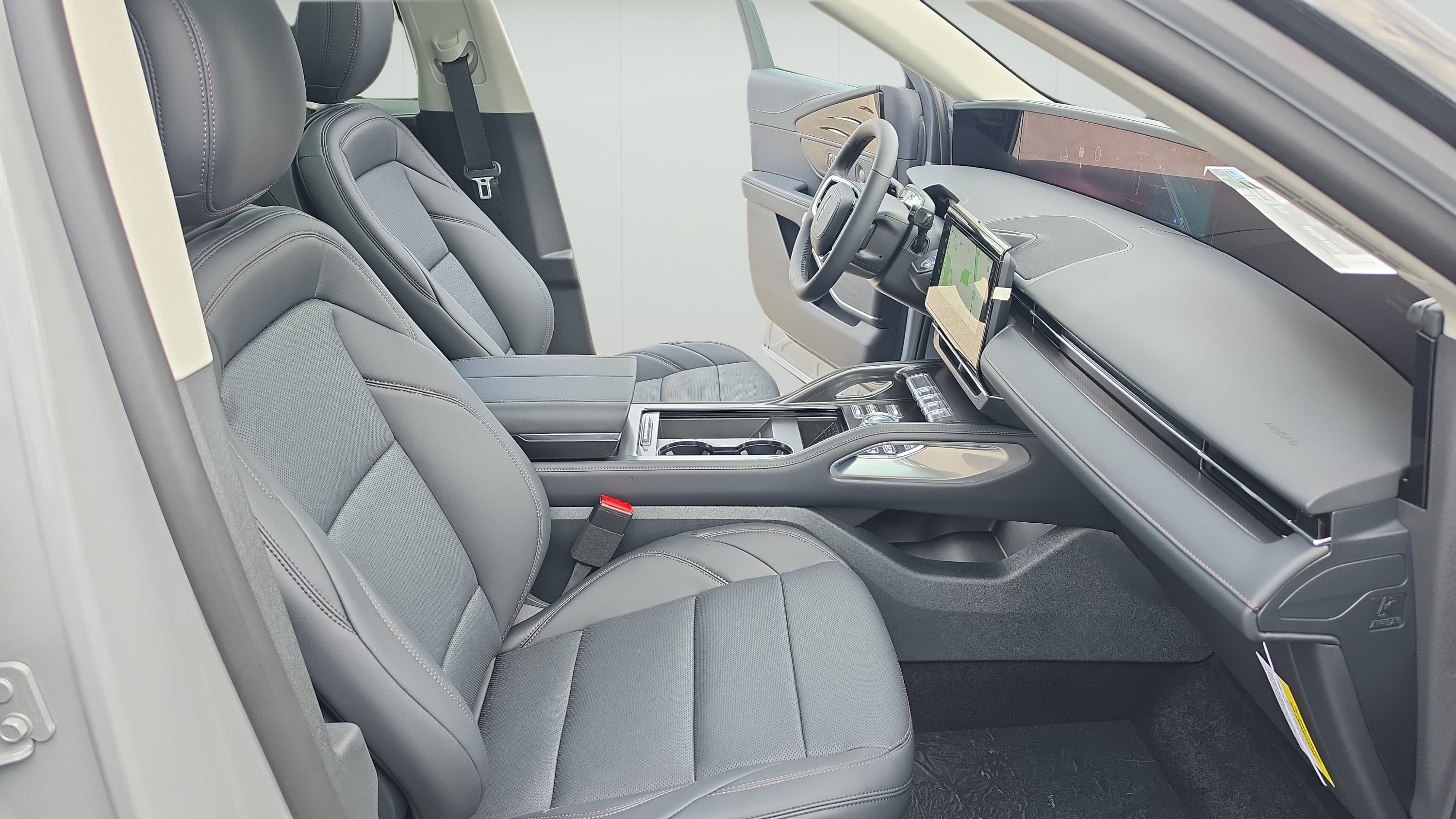 2026 Lincoln Nautilus Premiere Hybrid