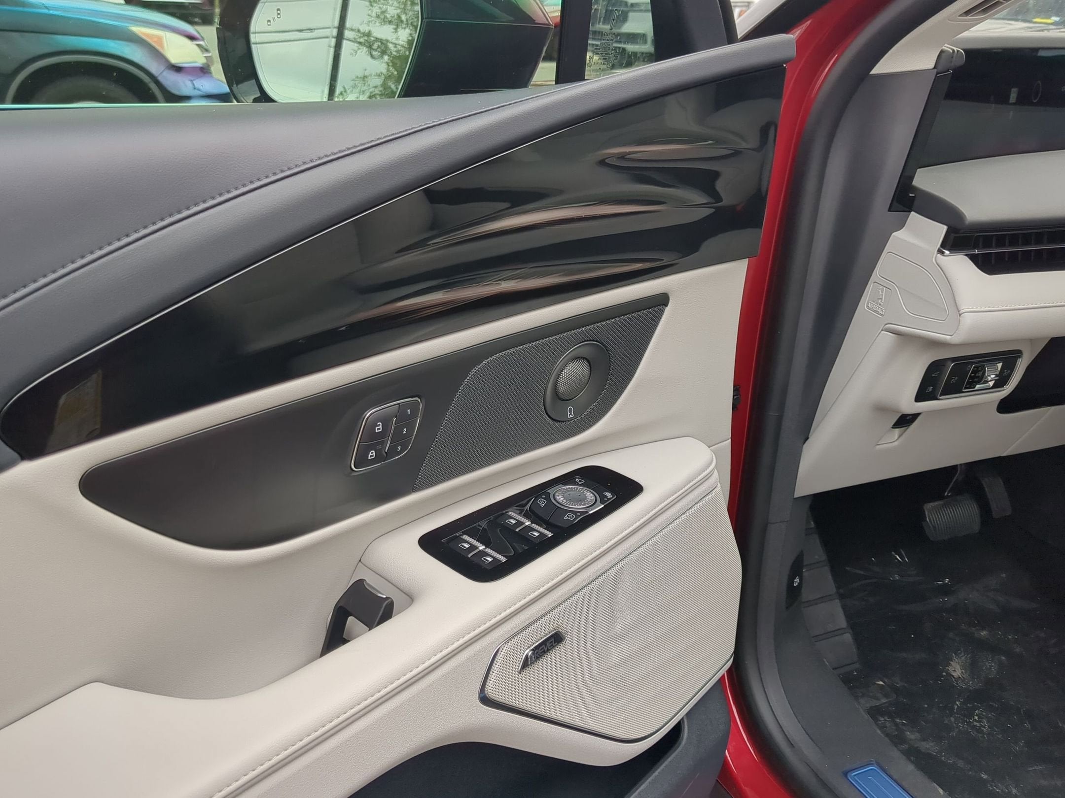 2026 Lincoln Nautilus Reserve Hybrid