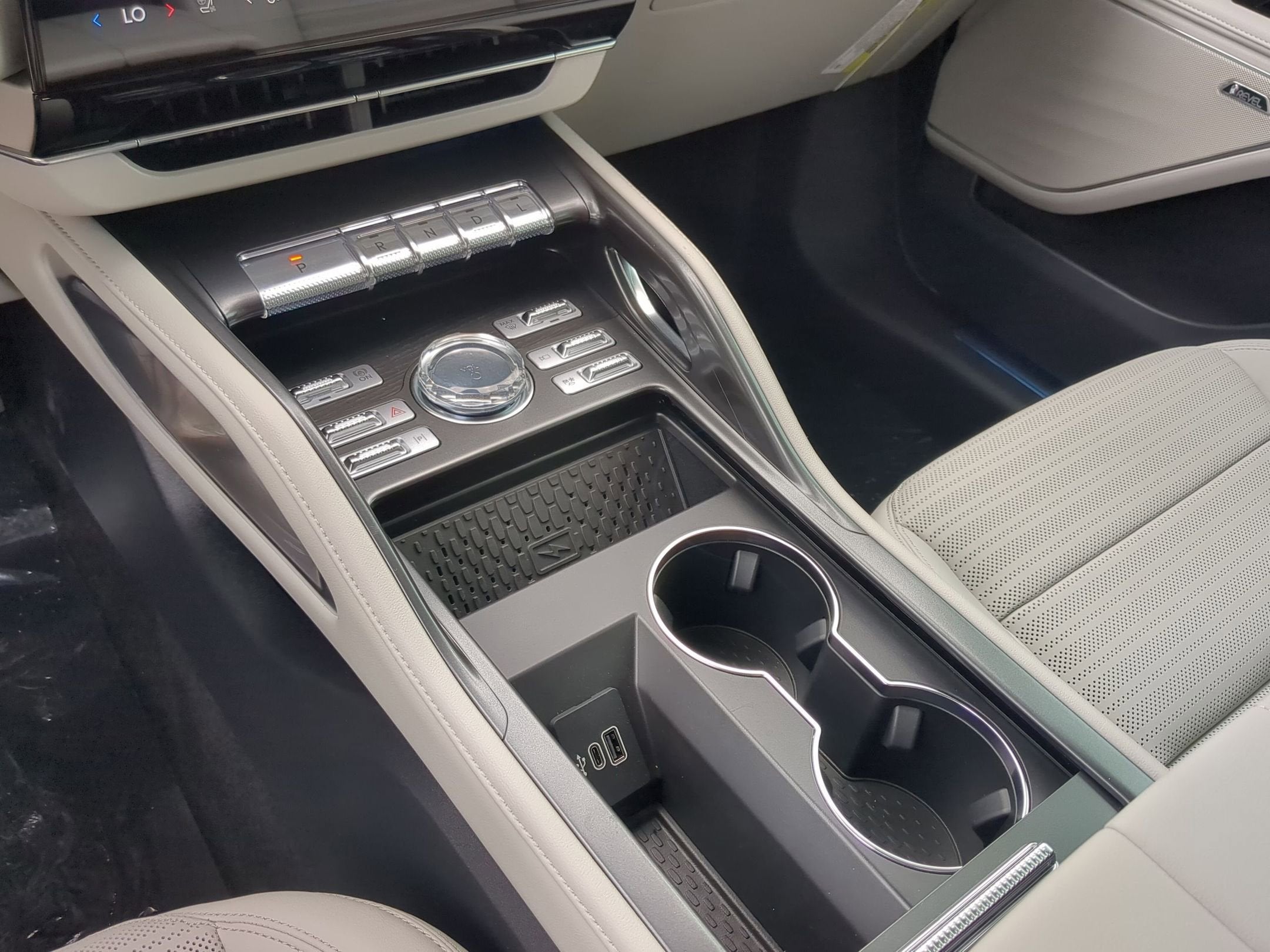 2026 Lincoln Nautilus Reserve Hybrid