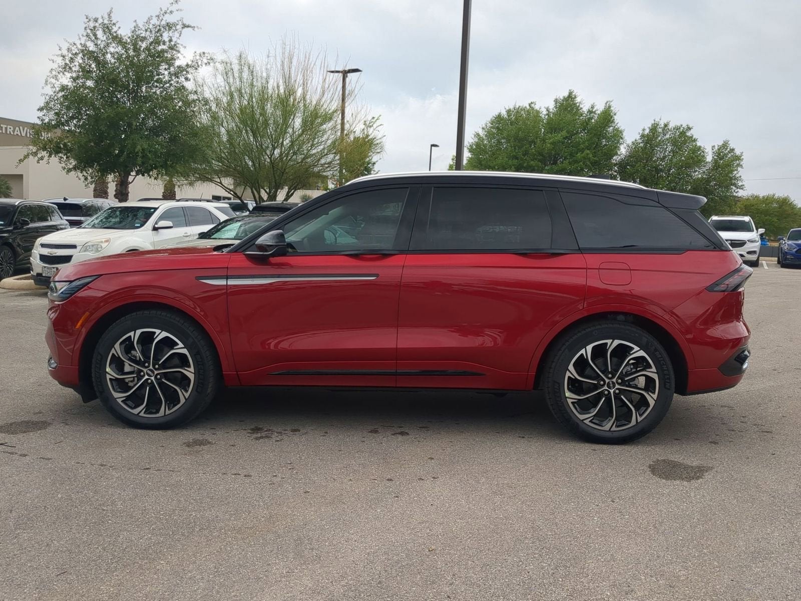 2026 Lincoln Nautilus Reserve Hybrid