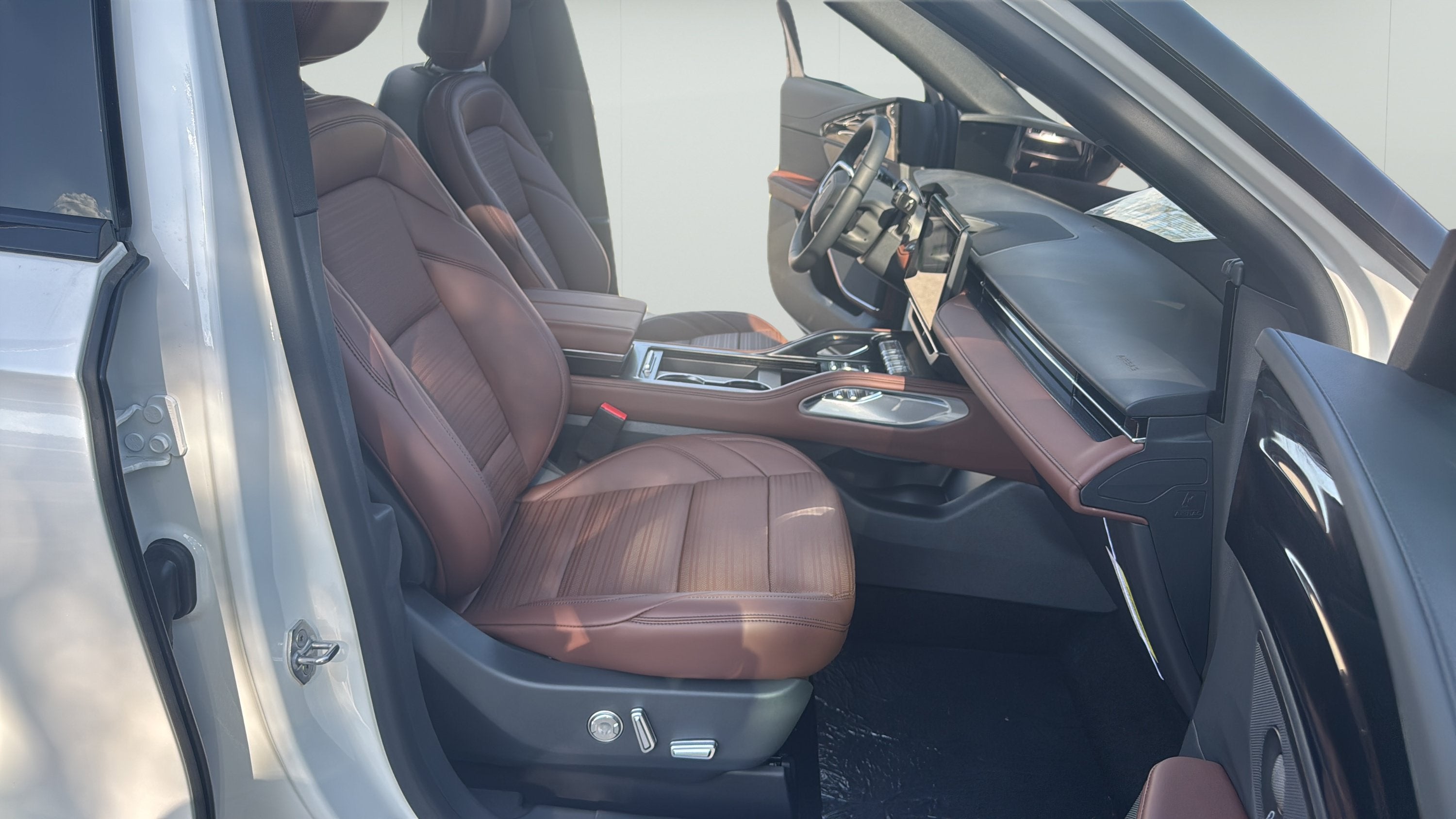 2026 Lincoln Nautilus*Custom Flat White Wrap Reserve