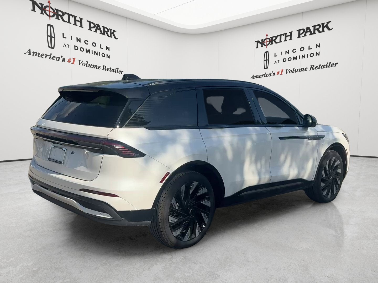 2026 Lincoln Nautilus*Custom Flat White Wrap Reserve
