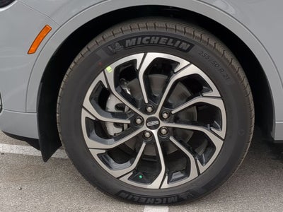 2026 Lincoln Nautilus Reserve Hybrid