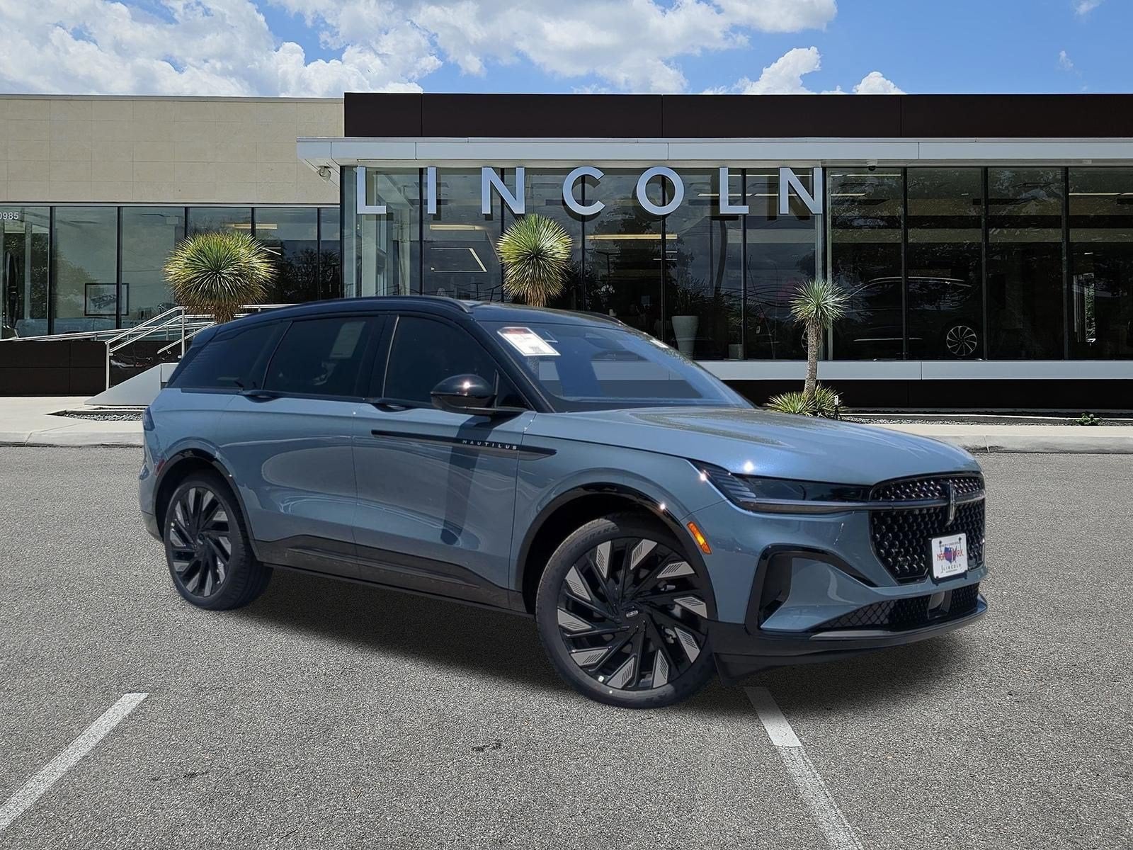 2026 Lincoln Nautilus Reserve Hybrid