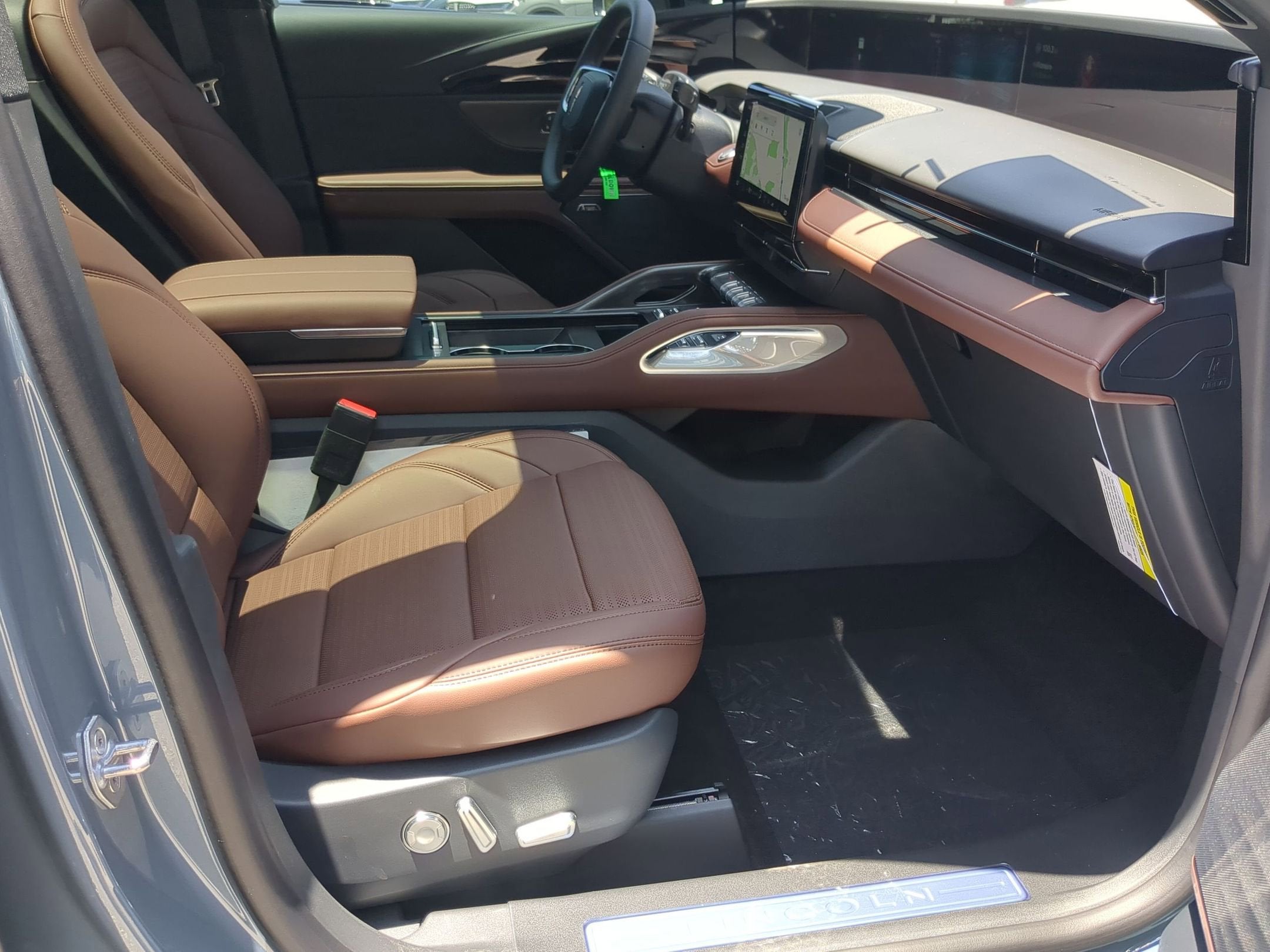 2026 Lincoln Nautilus Reserve Hybrid