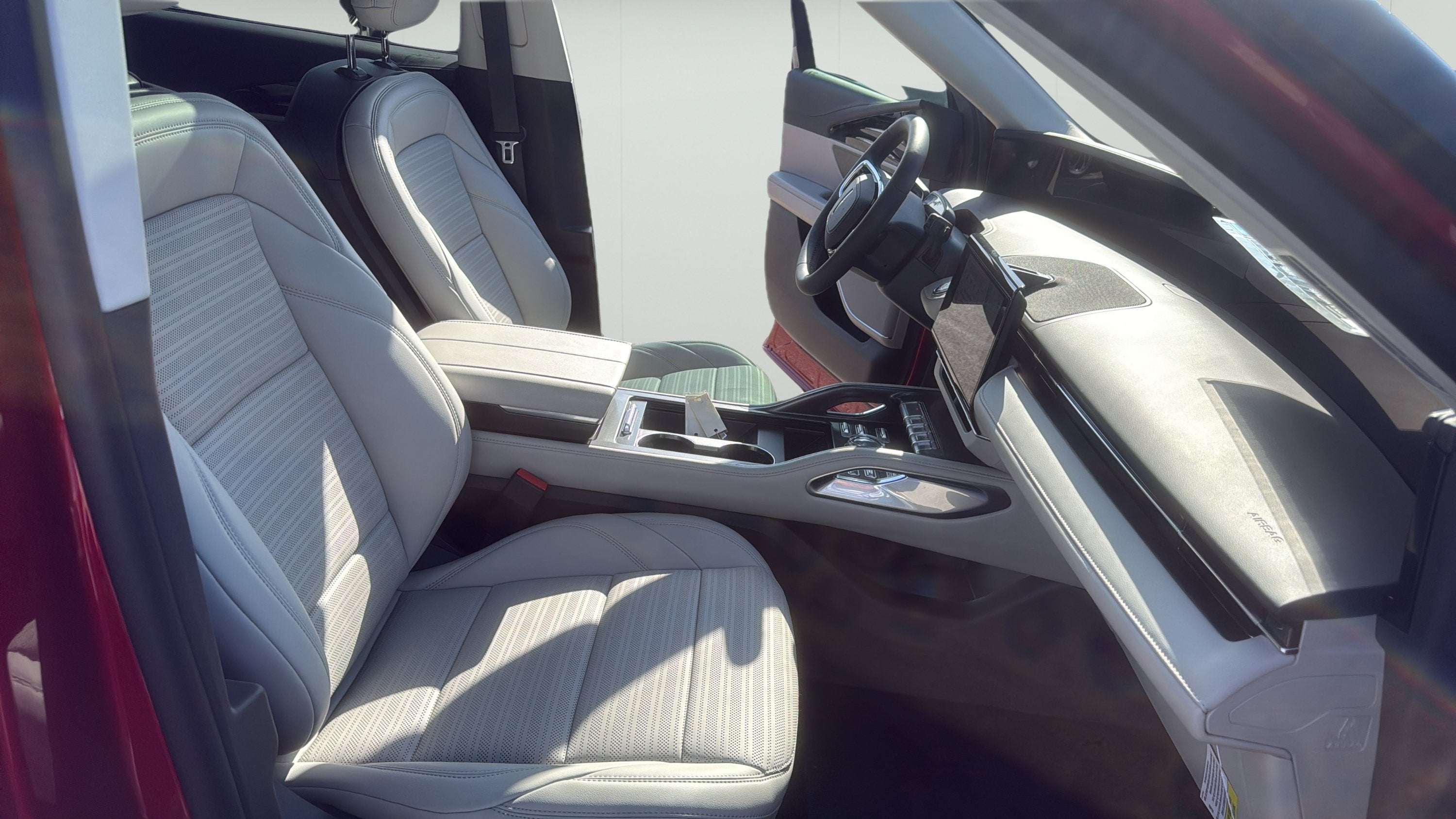 2026 Lincoln Nautilus Reserve Hybrid