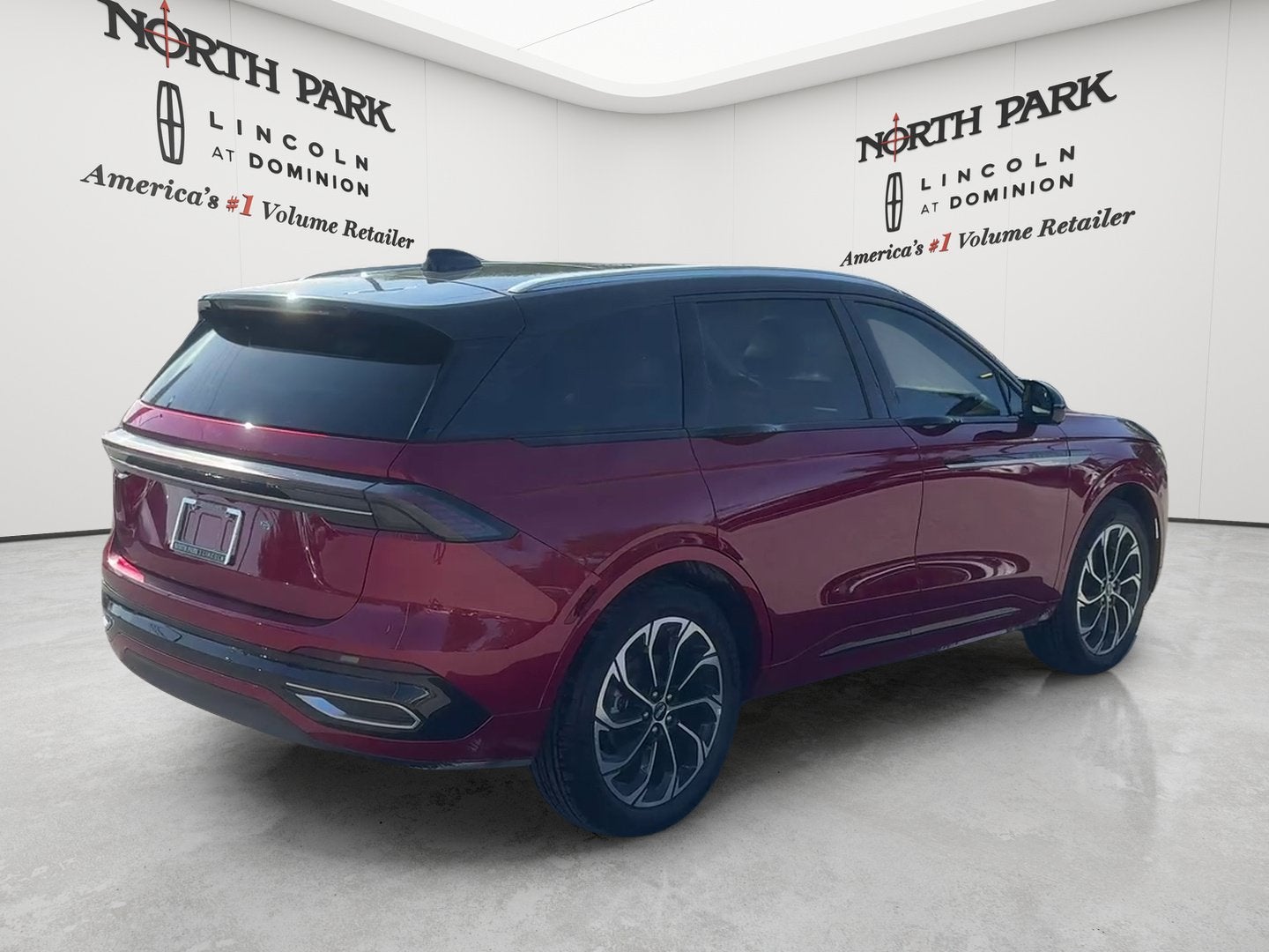 2026 Lincoln Nautilus Reserve Hybrid
