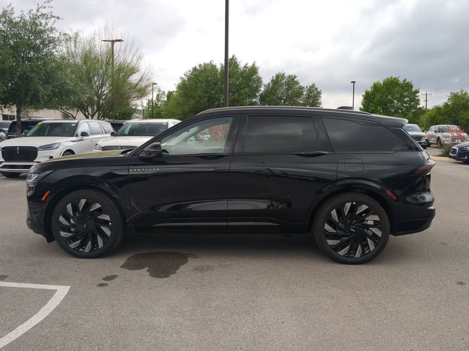 2026 Lincoln Nautilus Reserve Hybrid