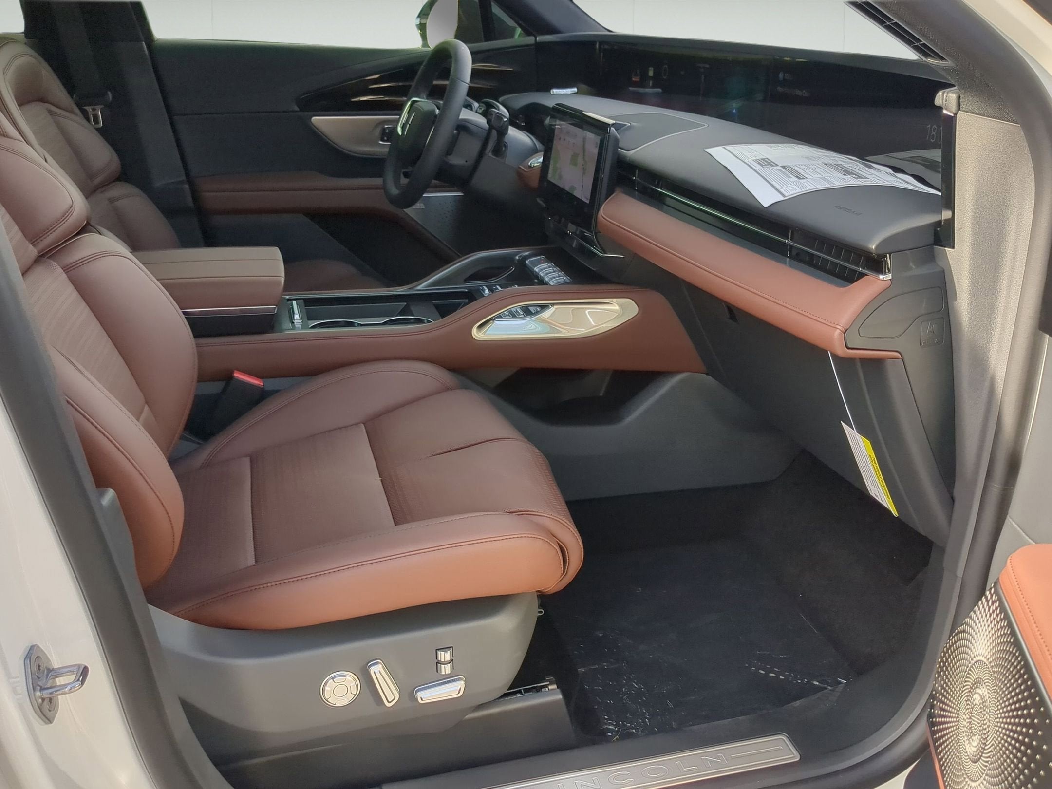 2026 Lincoln Nautilus Reserve Hybrid
