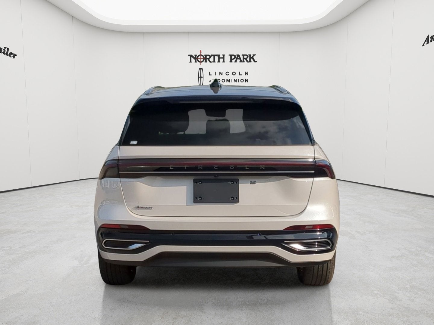 2026 Lincoln Nautilus Reserve Hybrid