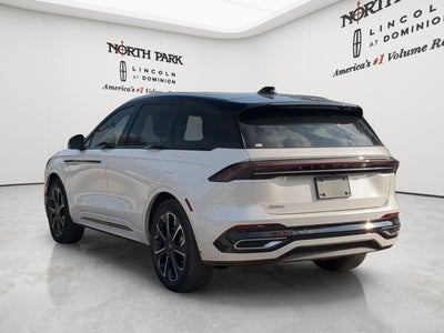 2026 Lincoln Nautilus Reserve Hybrid
