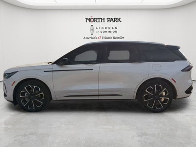 2026 Lincoln Nautilus Reserve Hybrid