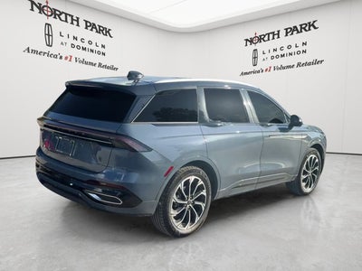 2026 Lincoln Nautilus Reserve Hybrid
