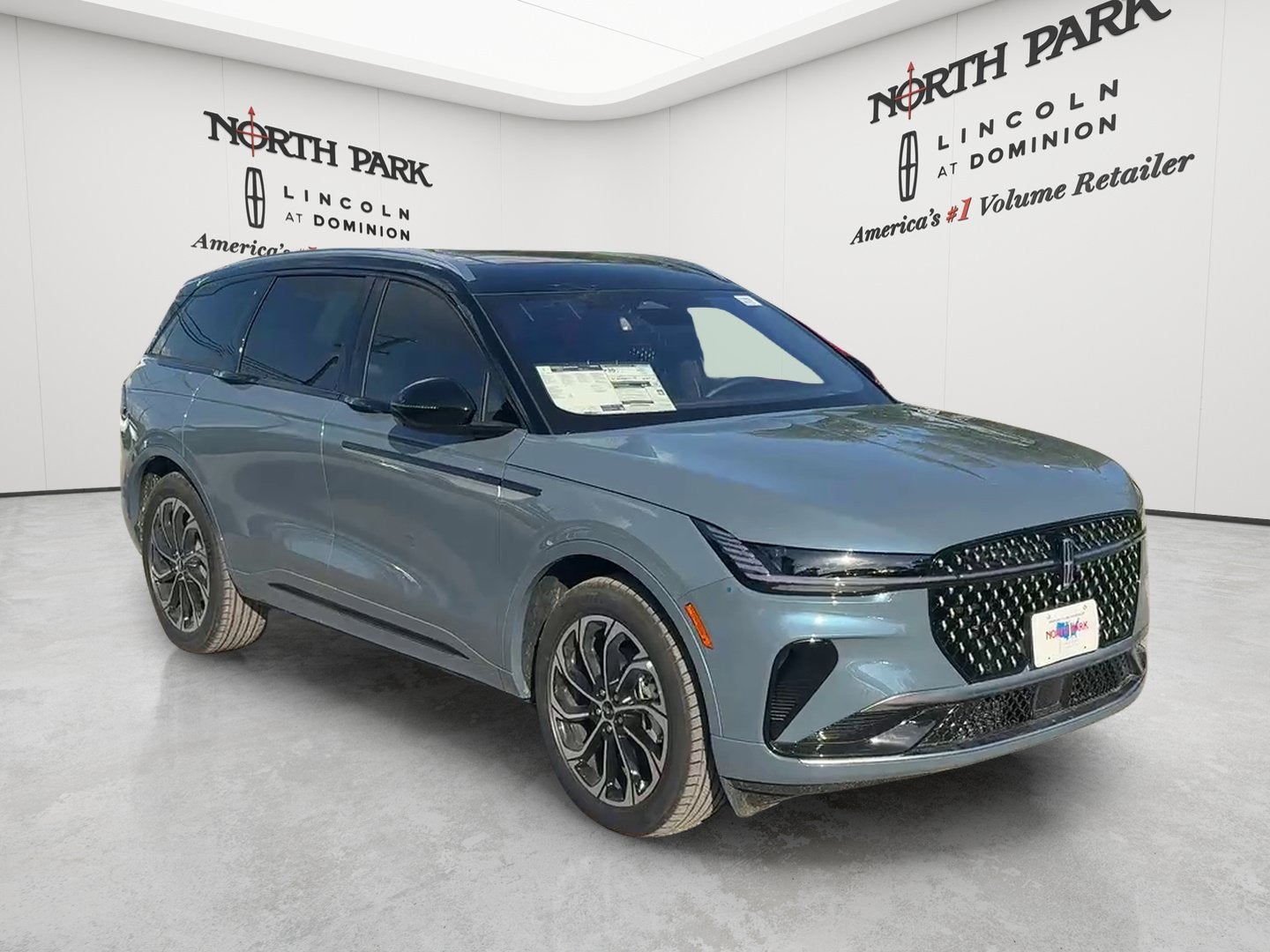2026 Lincoln Nautilus Reserve Hybrid