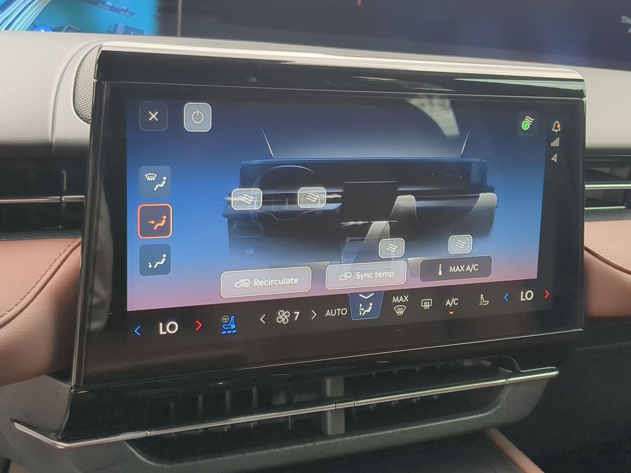 2026 Lincoln Nautilus Reserve Hybrid