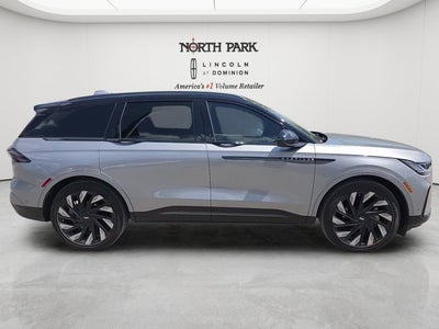 2024 Lincoln Nautilus Reserve
